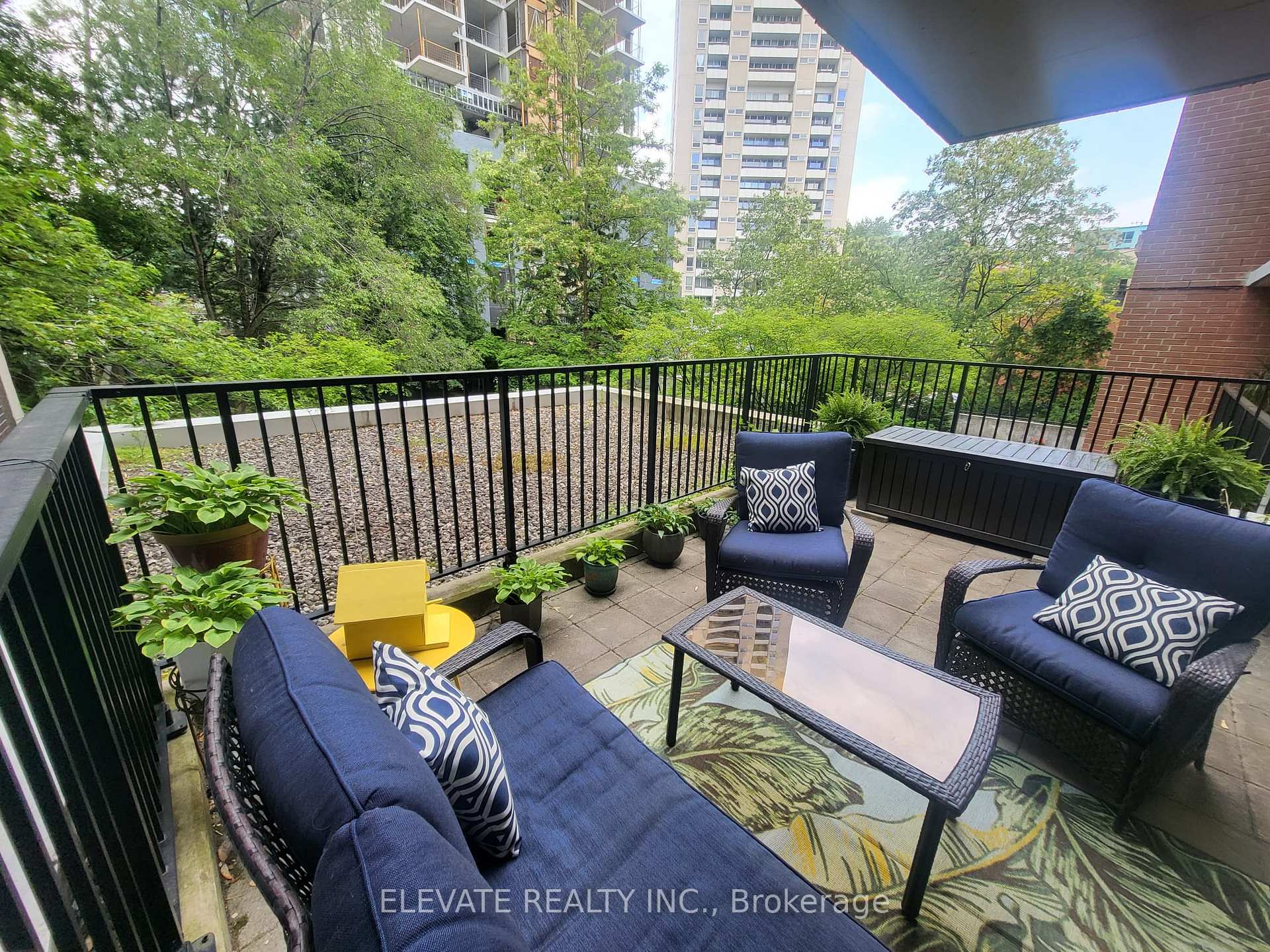 Photo 13 of Unit 209, 260 Merton Street, Toronto, Mount Pleasant West — HOMEH