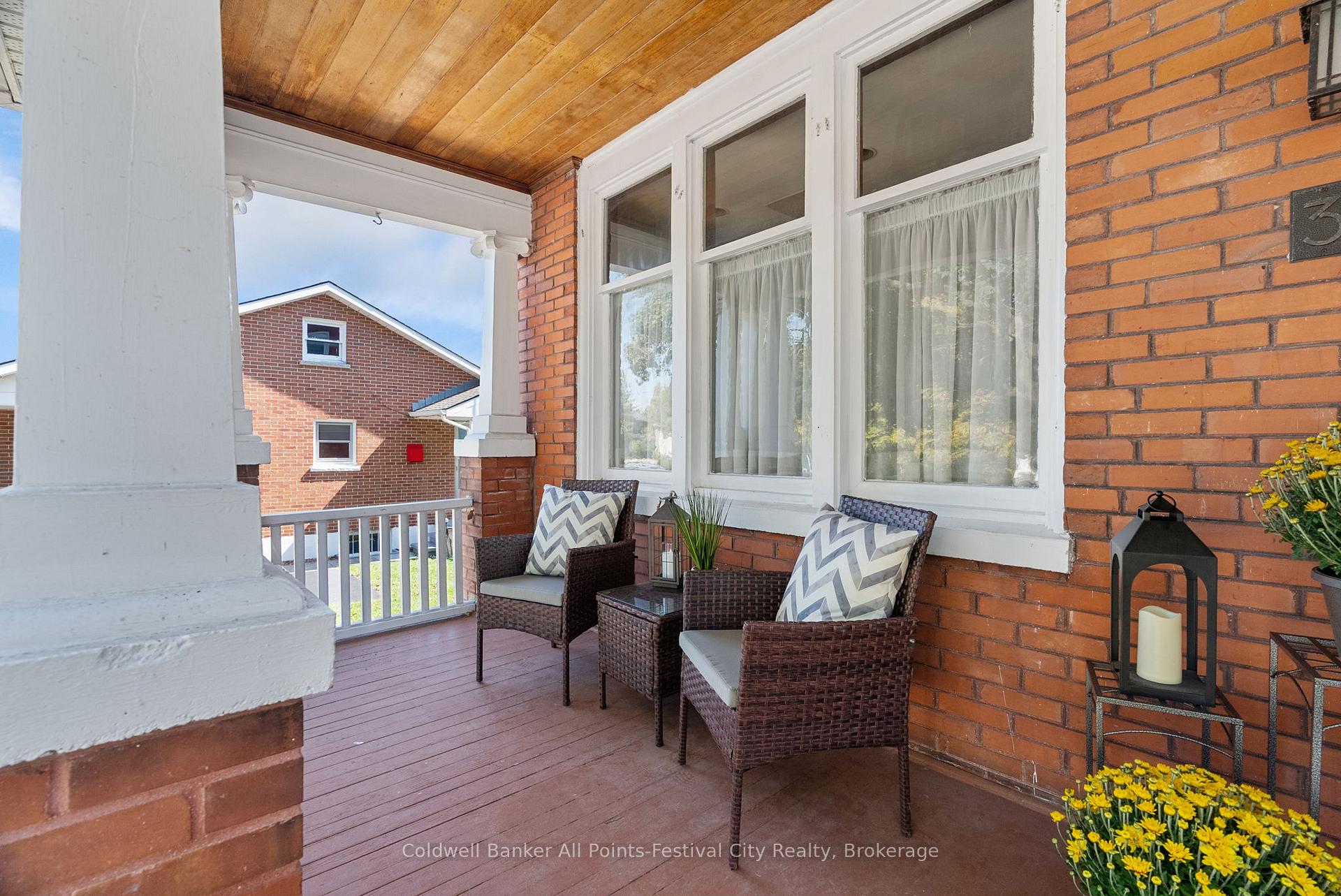 Photo 6 of 34 Nelson Street E, Goderich, Goderich (Town) — HOMEH