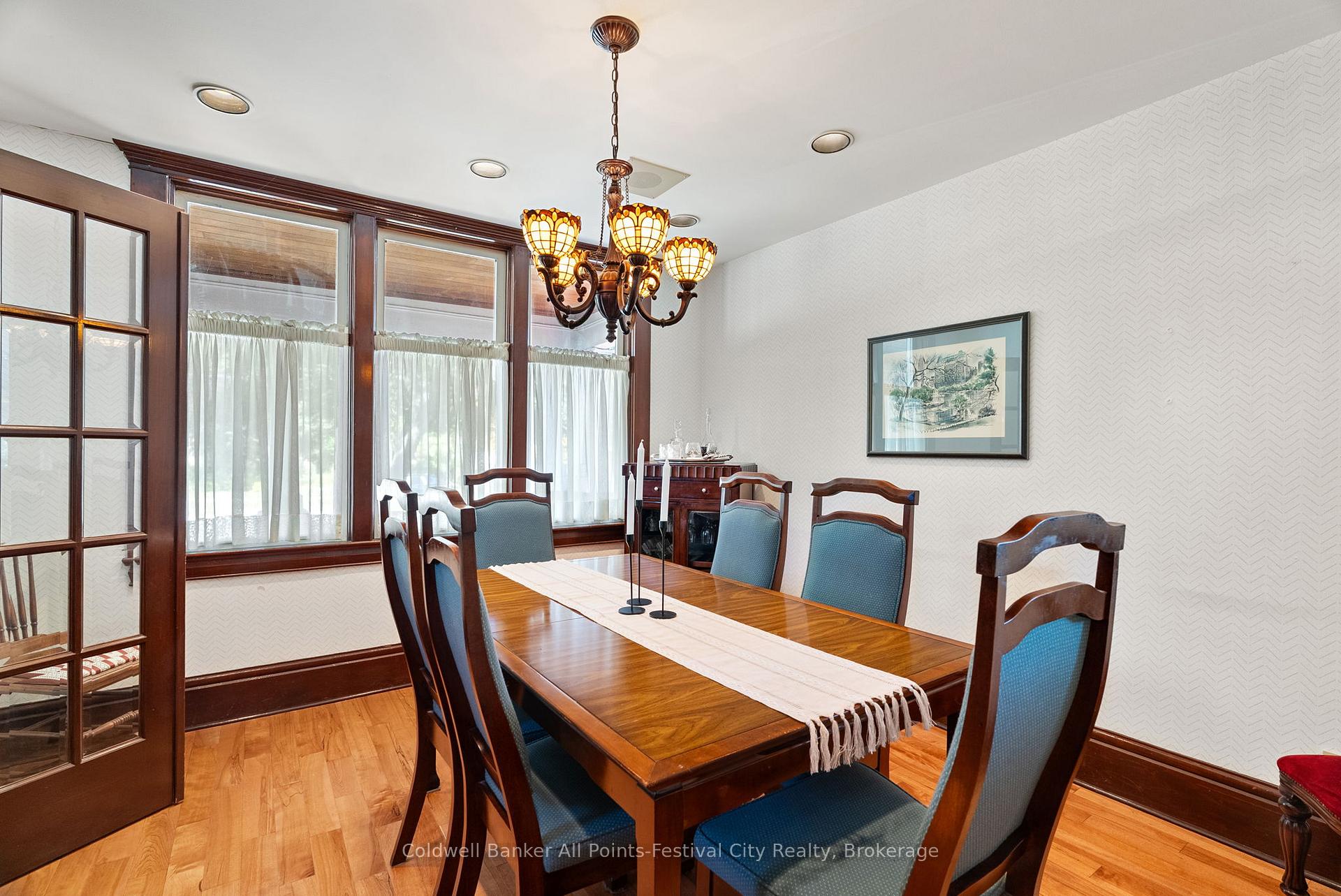 Photo 12 of 34 Nelson Street E, Goderich, Goderich (Town) — HOMEH