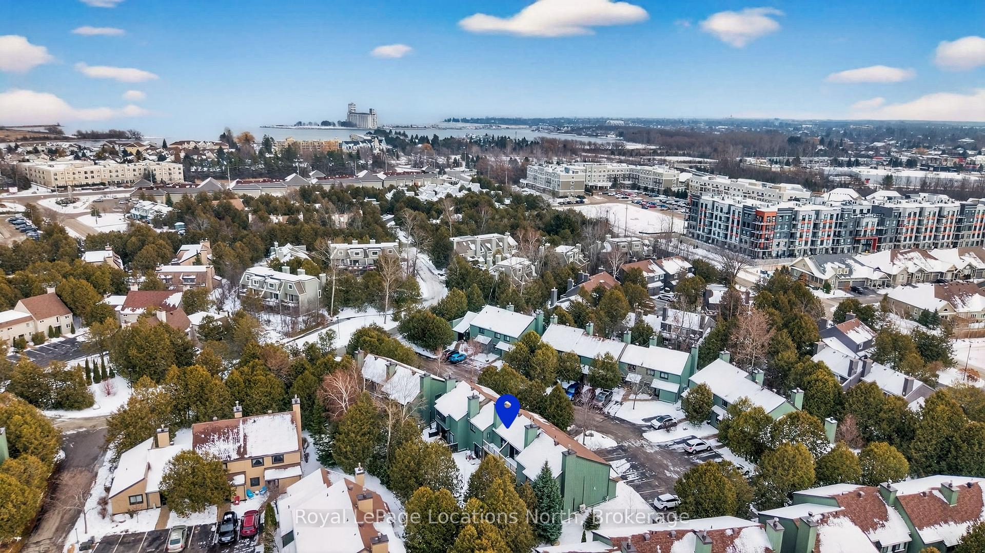 Photo 47 of 167 Escarpment Crescent, Collingwood — HOMEH