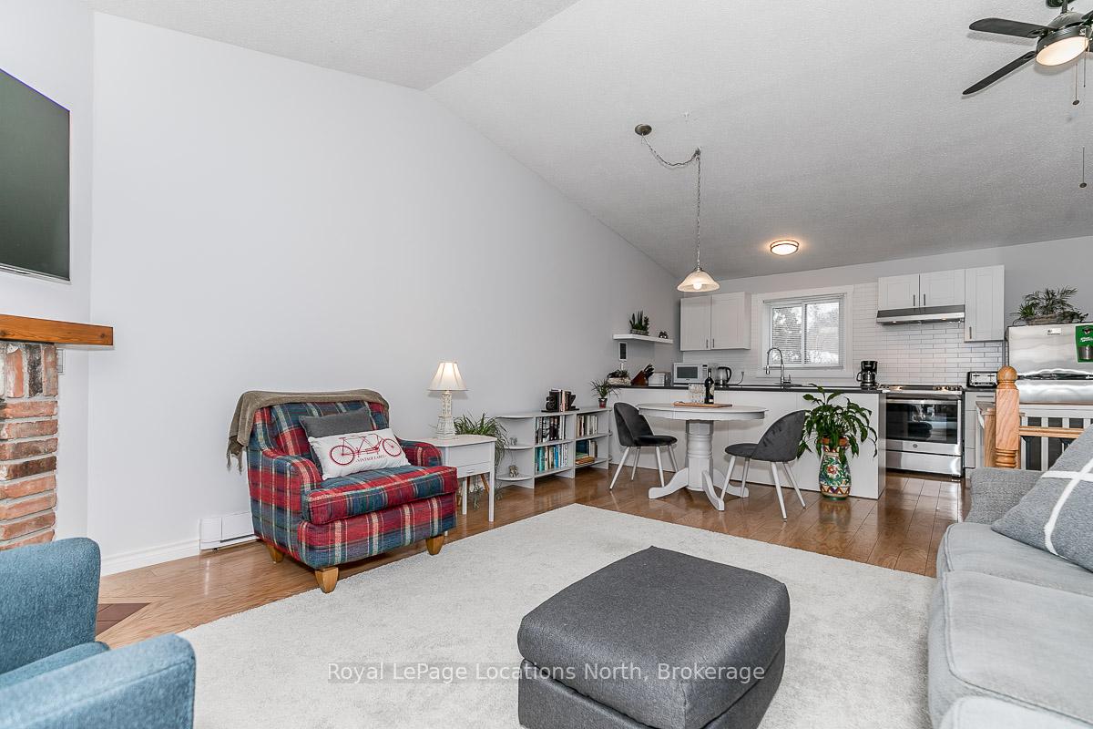 Photo 36 of 167 Escarpment Crescent, Collingwood — HOMEH