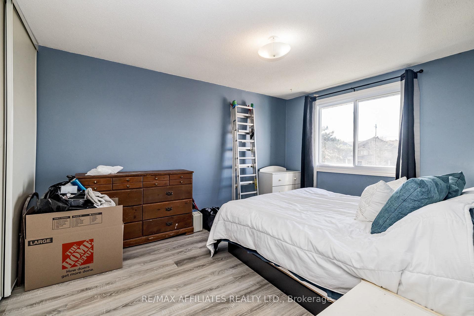 Photo 22 of Unit C, 479 Moodie Drive, Ottawa, Arbeatha Park — HOMEH
