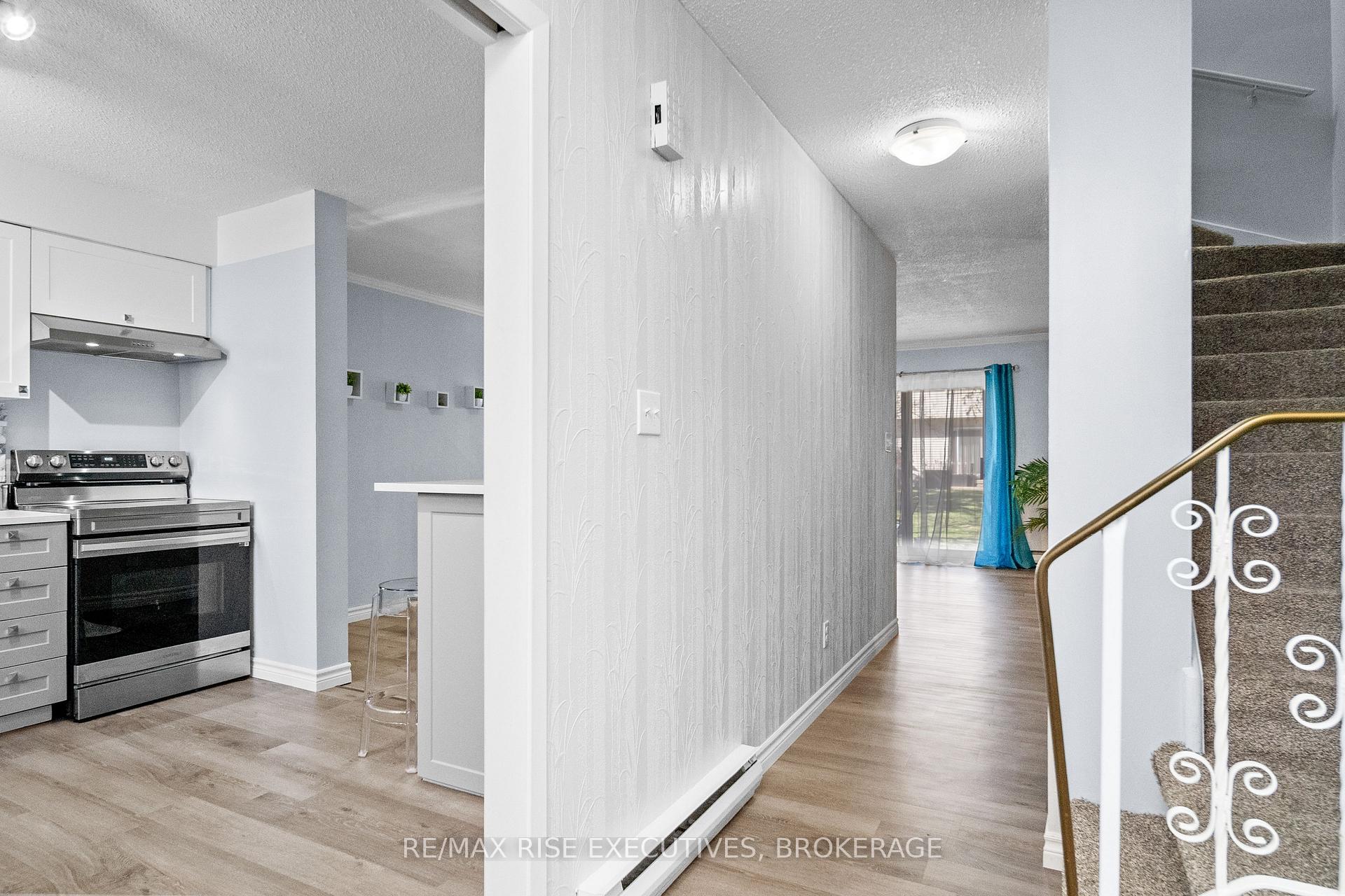 Photo 5 of Unit 71, 115 Wright Crescent, Kingston, Central City East — HOMEH
