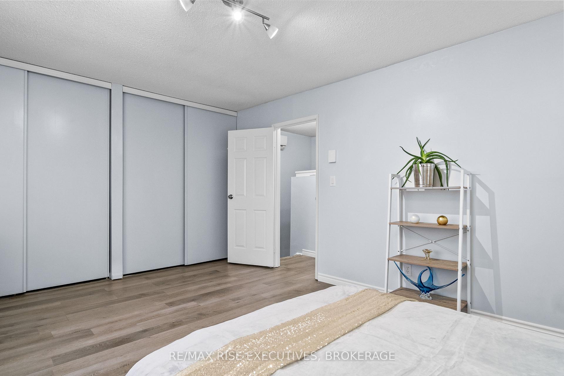 Photo 22 of Unit 71, 115 Wright Crescent, Kingston, Central City East — HOMEH