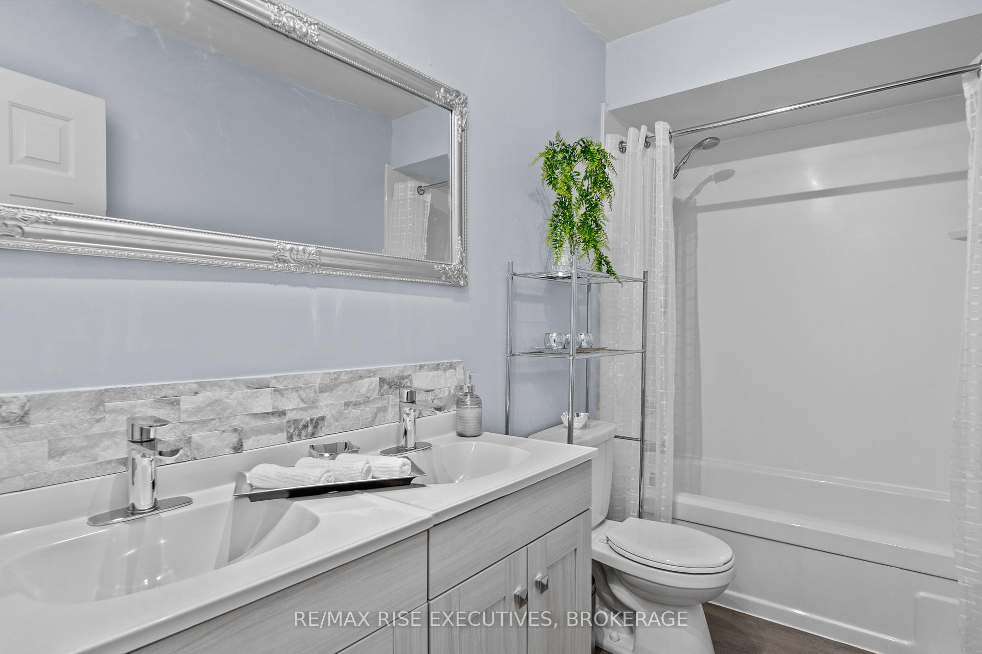 Photo 23 of Unit 71, 115 Wright Crescent, Kingston, Central City East — HOMEH