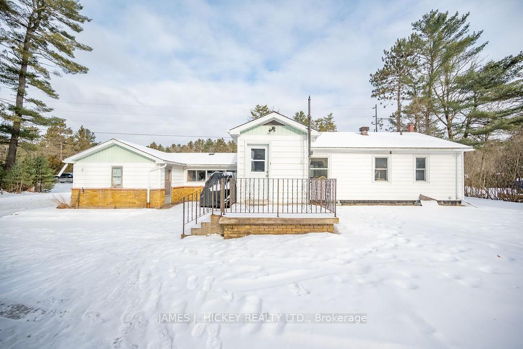Photo 22 of 33613 Hwy 17 W, Deep River — HOMEH