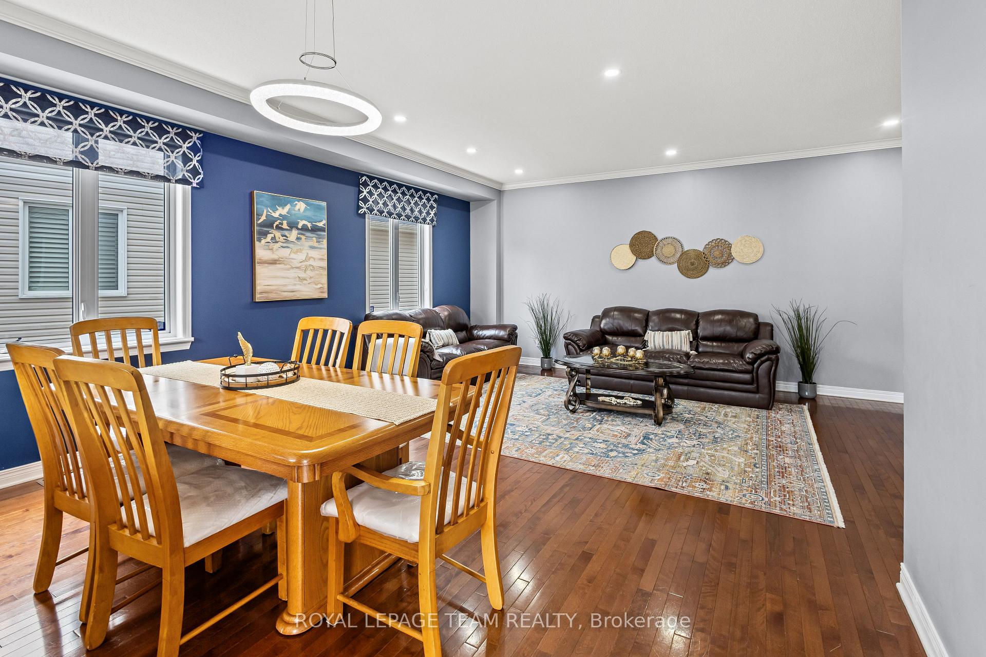 Photo 7 of 817 Feather Moss Way, Ottawa, Riverside South/Gloucester Glen — HOMEH