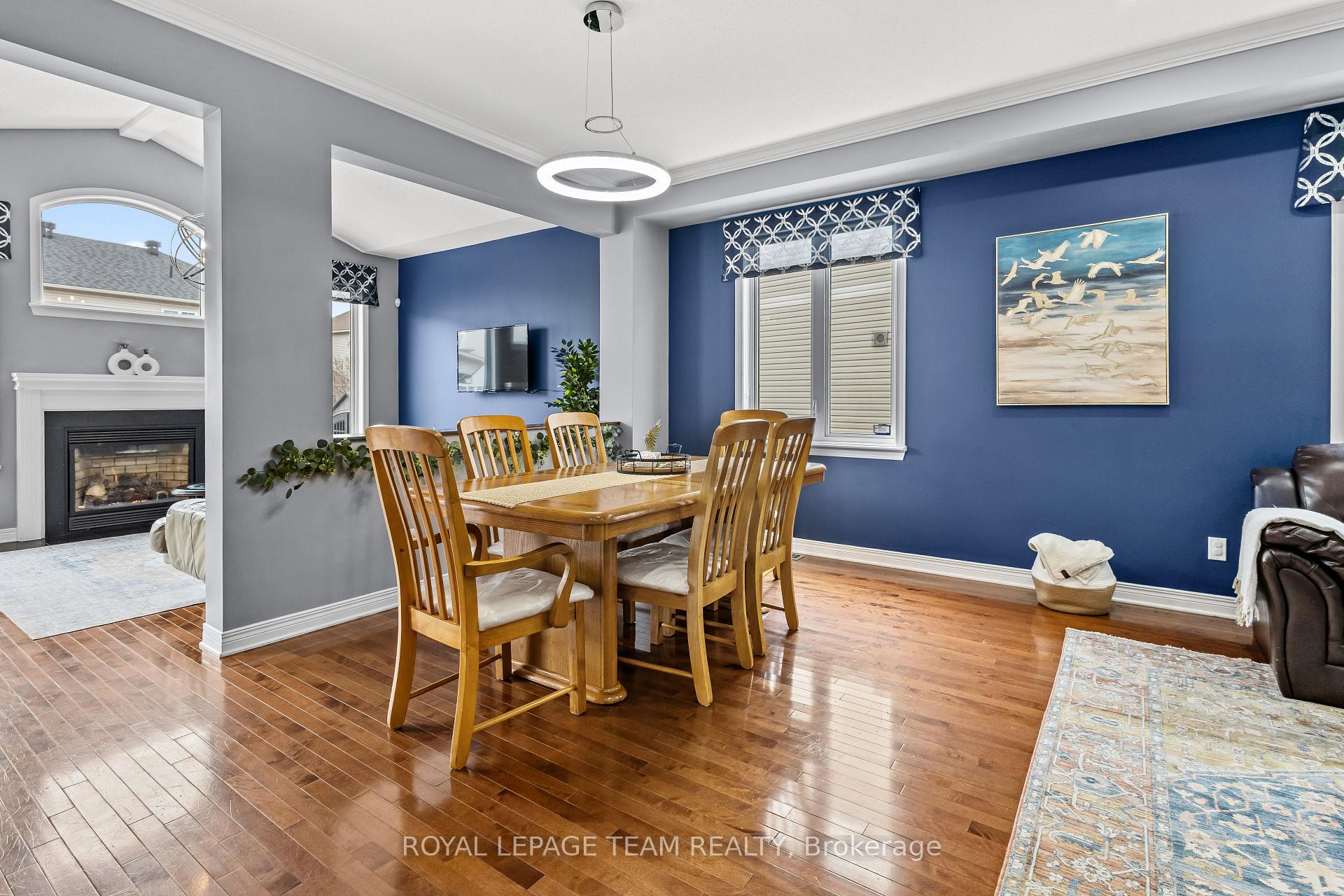 Photo 10 of 817 Feather Moss Way, Ottawa, Riverside South/Gloucester Glen — HOMEH