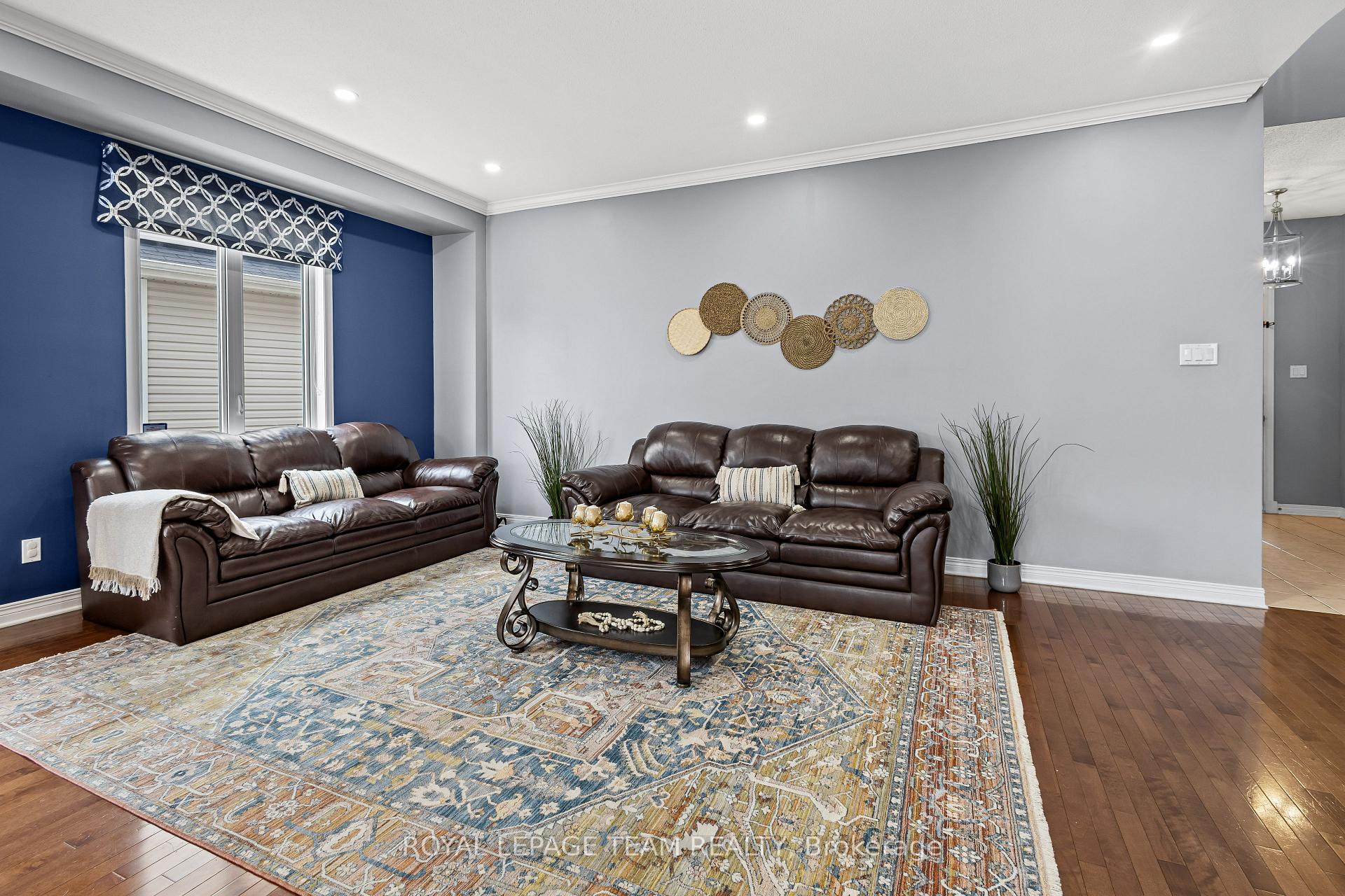 Photo 11 of 817 Feather Moss Way, Ottawa, Riverside South/Gloucester Glen — HOMEH