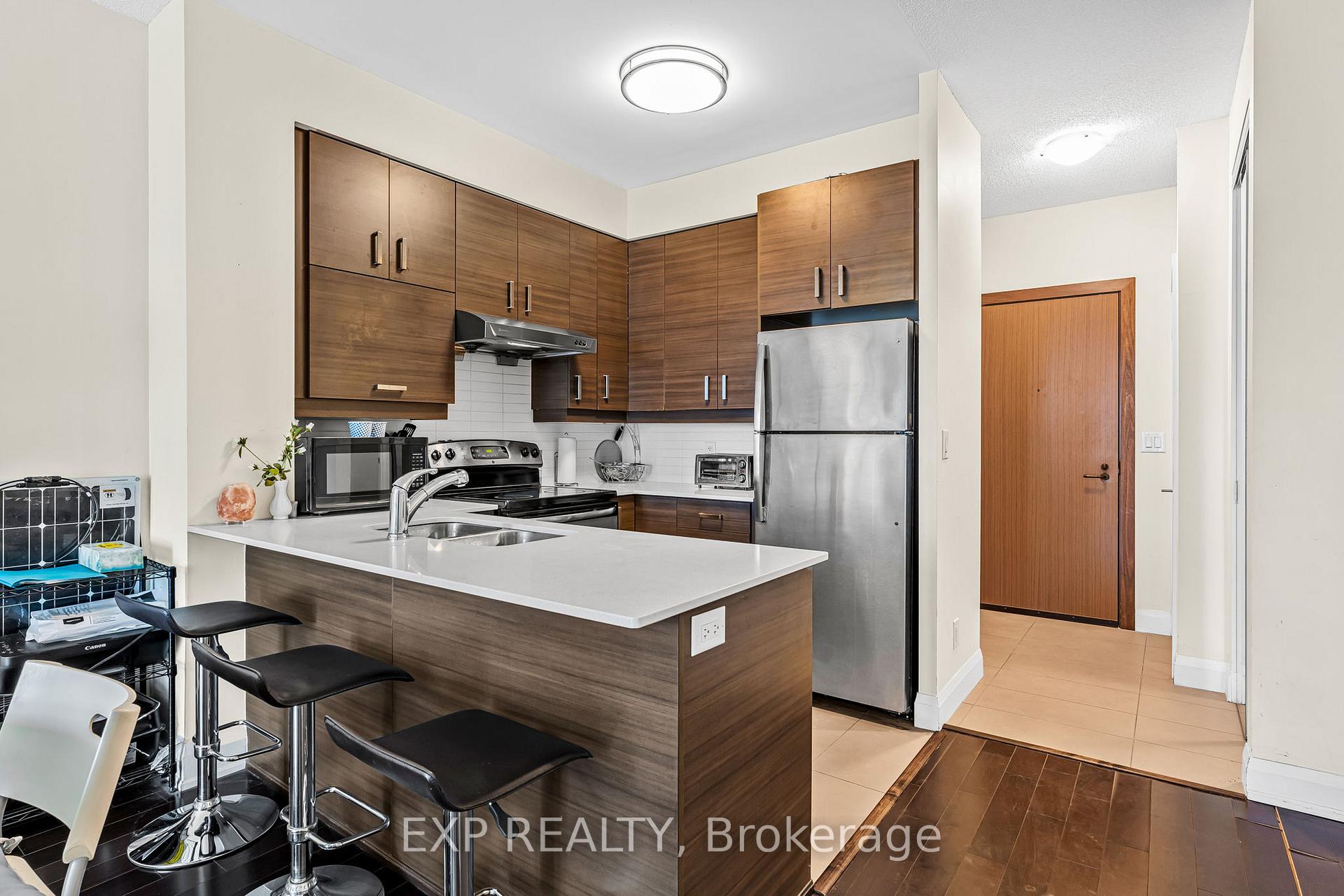 Photo 9 of Unit 503, 8228 Birchmount Road, Markham, Unionville — HOMEH