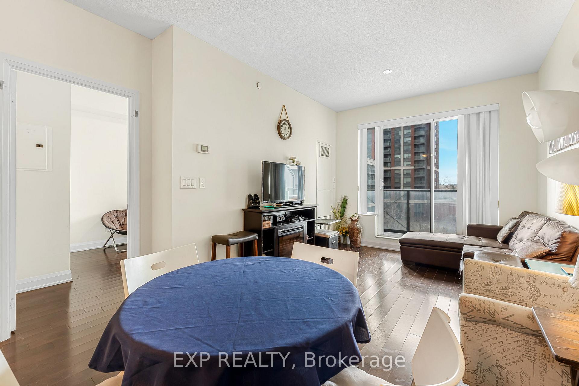 Photo 12 of Unit 503, 8228 Birchmount Road, Markham, Unionville — HOMEH