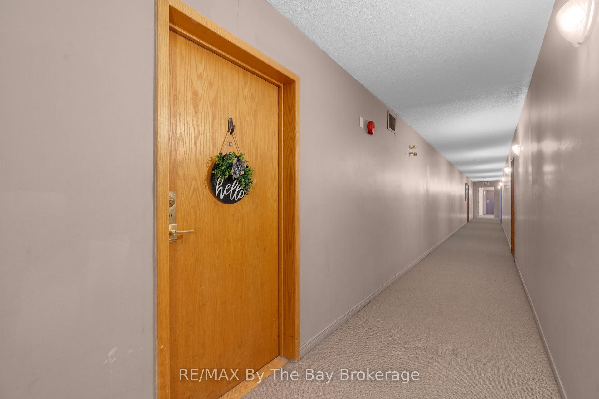 Photo 3 of Unit 307, 25 Meadow Lane, Barrie, Ardagh — HOMEH