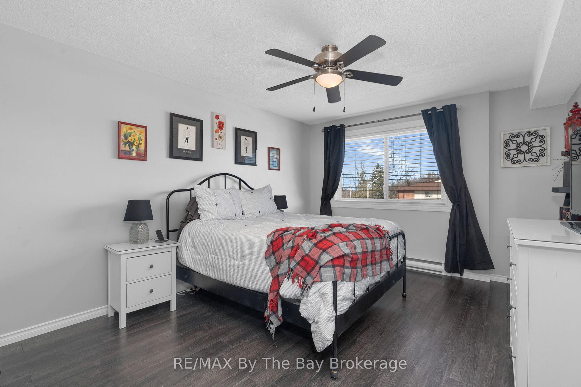 Photo 15 of Unit 307, 25 Meadow Lane, Barrie, Ardagh — HOMEH