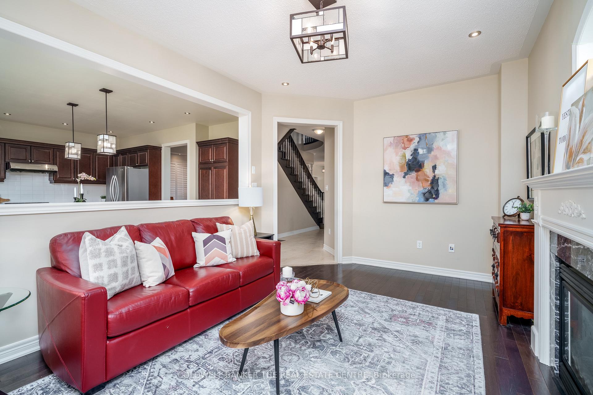 Photo 9 of 18 Tonner Crescent, Aurora, Bayview Northeast — HOMEH