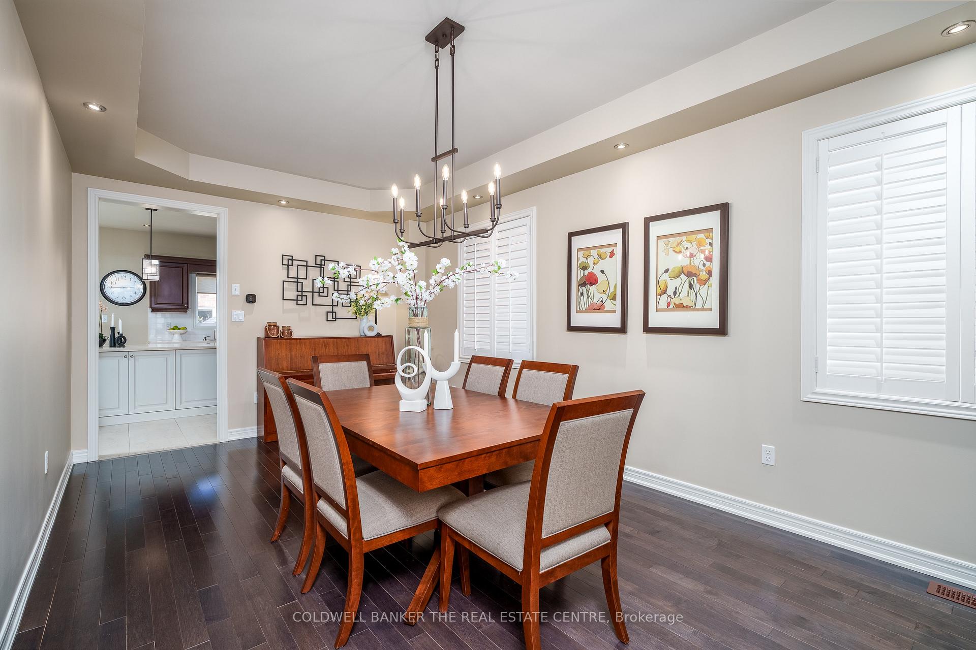 Photo 11 of 18 Tonner Crescent, Aurora, Bayview Northeast — HOMEH
