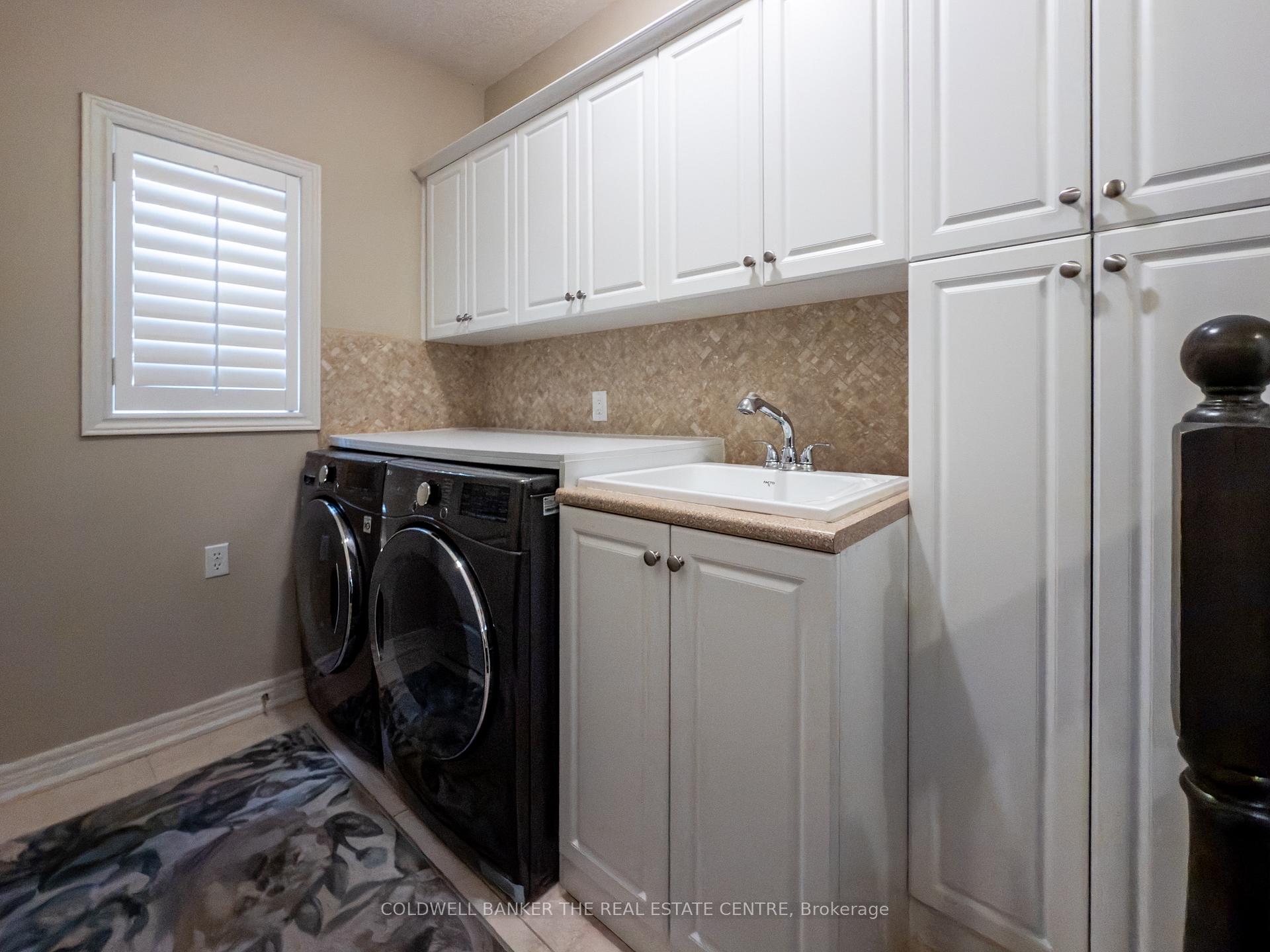 Photo 14 of 18 Tonner Crescent, Aurora, Bayview Northeast — HOMEH