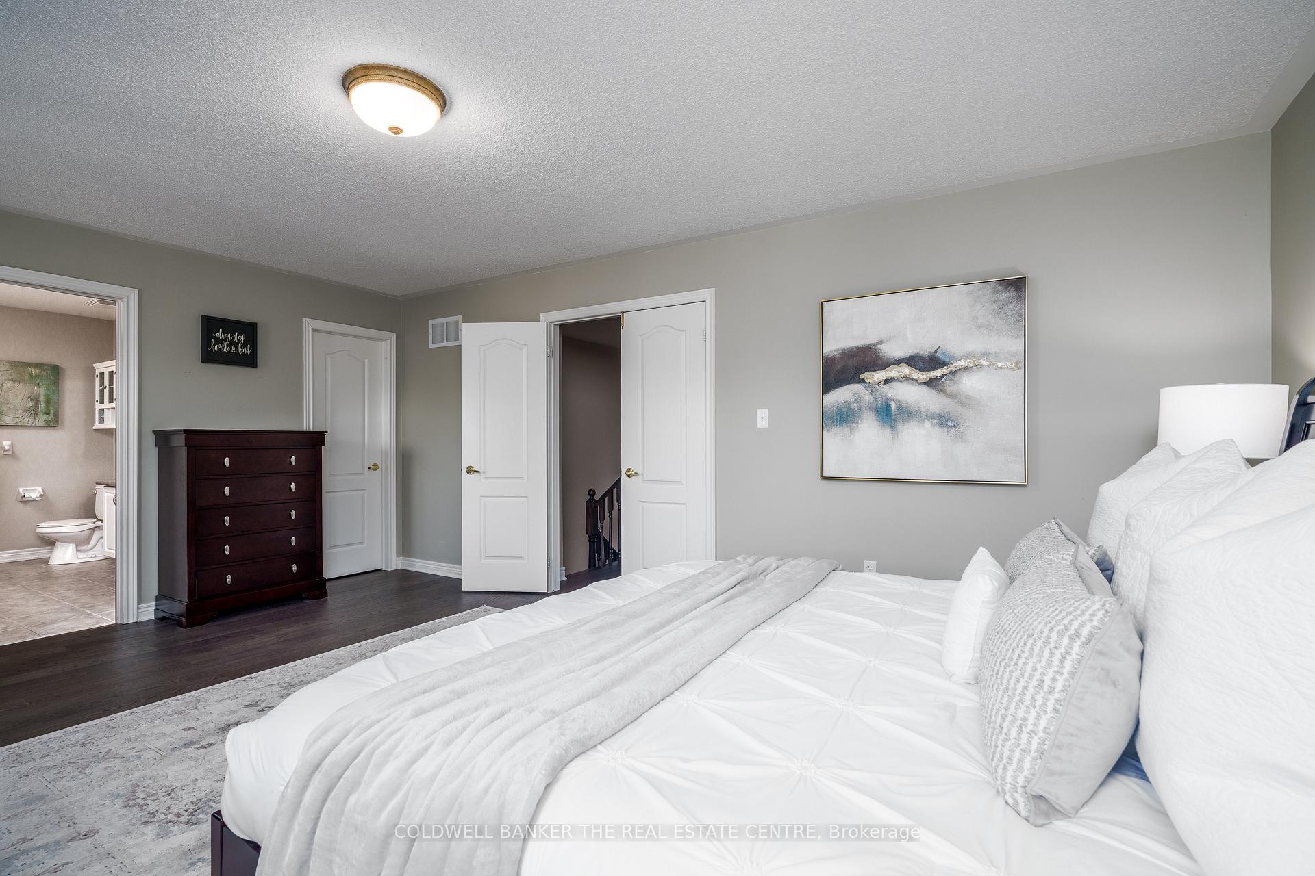 Photo 16 of 18 Tonner Crescent, Aurora, Bayview Northeast — HOMEH