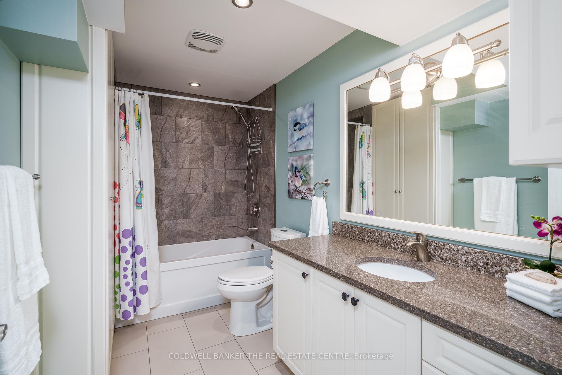 Photo 27 of 18 Tonner Crescent, Aurora, Bayview Northeast — HOMEH