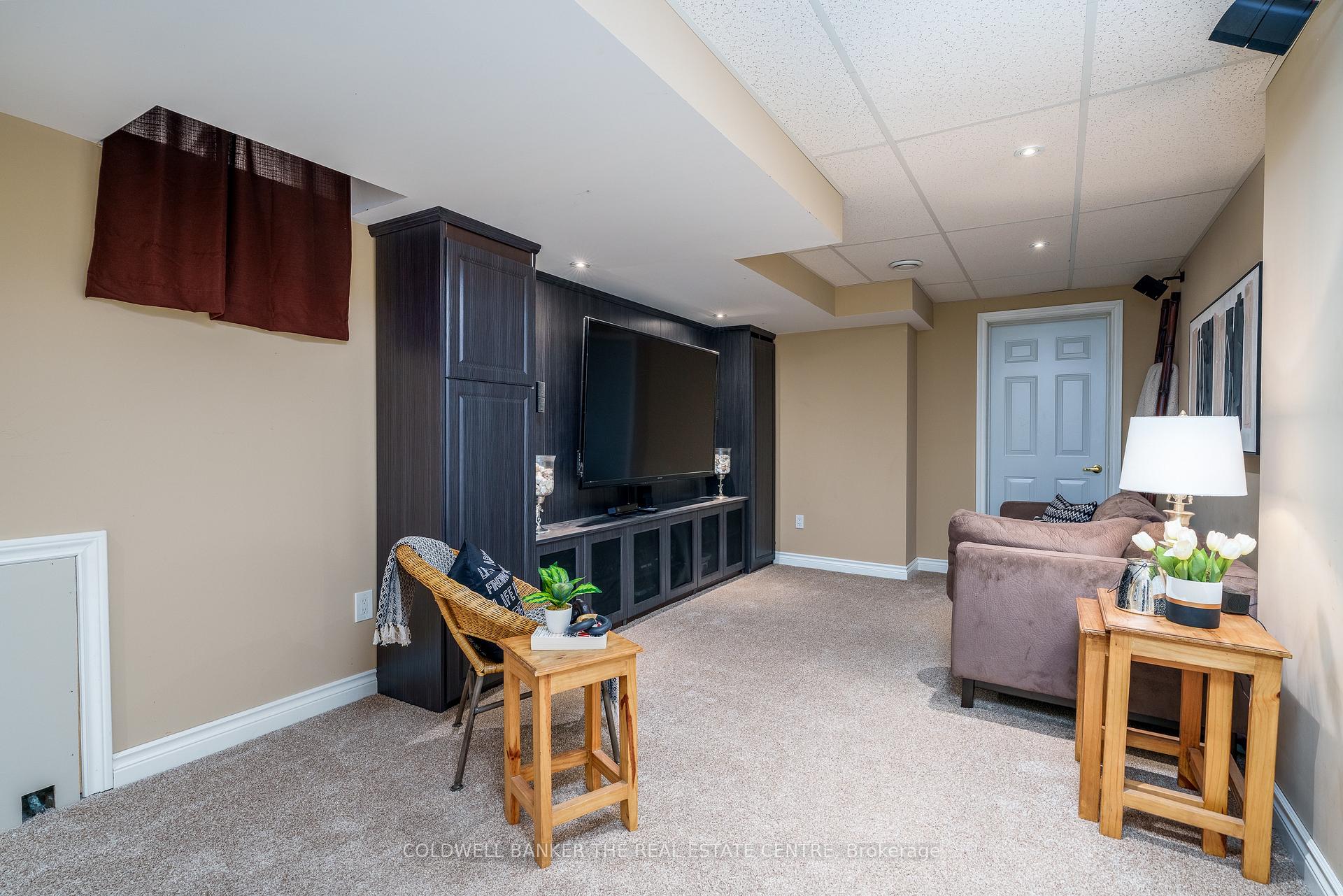 Photo 28 of 18 Tonner Crescent, Aurora, Bayview Northeast — HOMEH