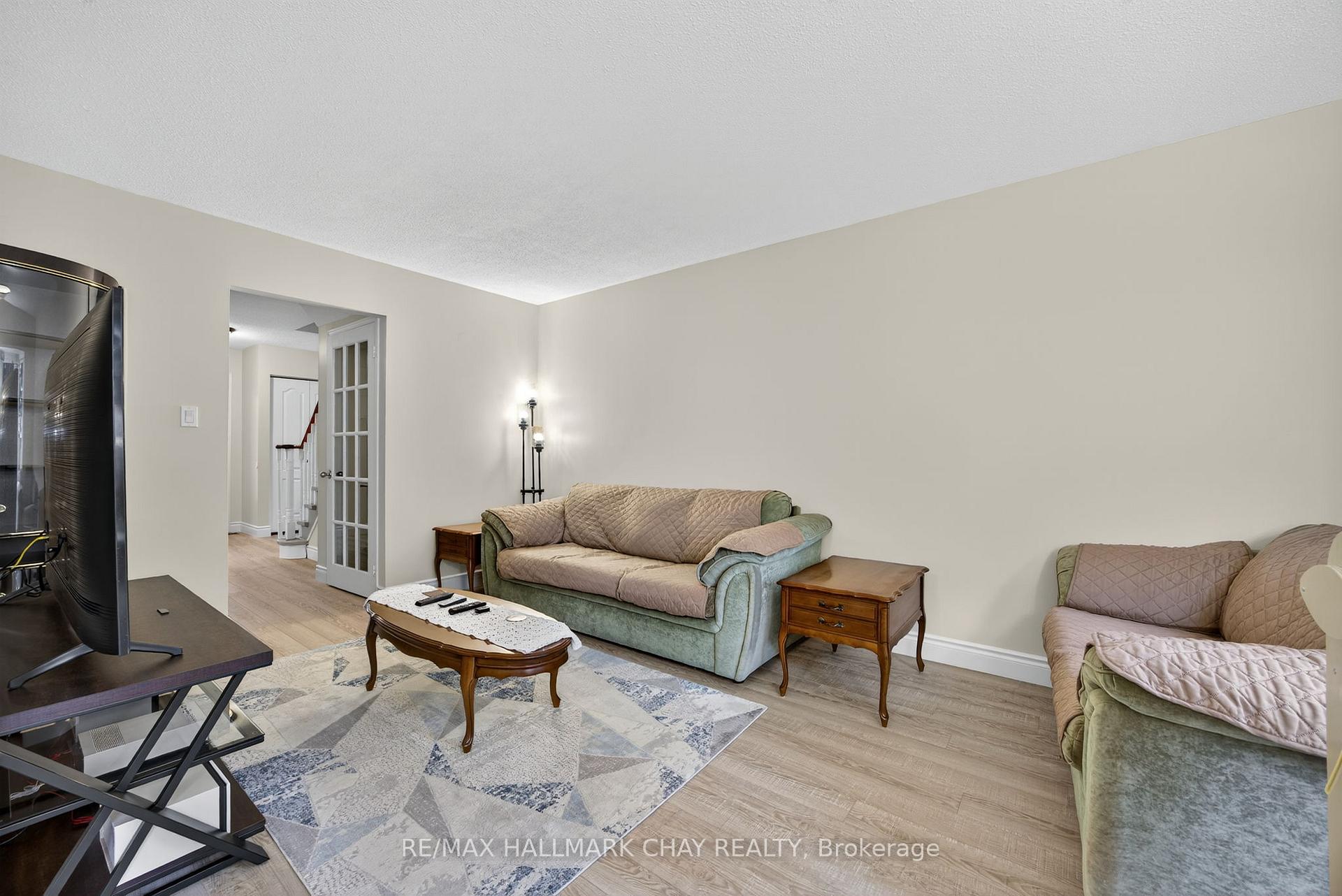 Photo 13 of Unit 22, 165 Kozlov Street, Barrie, West Bayfield — HOMEH