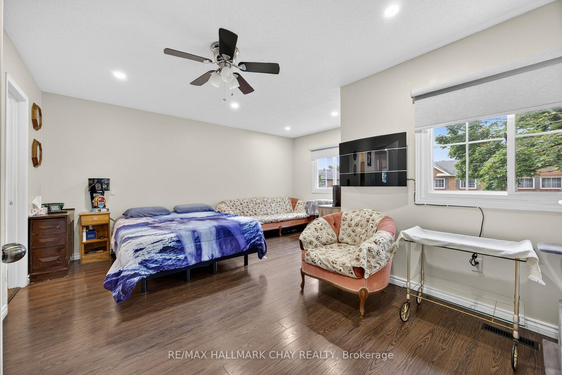 Photo 20 of Unit 22, 165 Kozlov Street, Barrie, West Bayfield — HOMEH