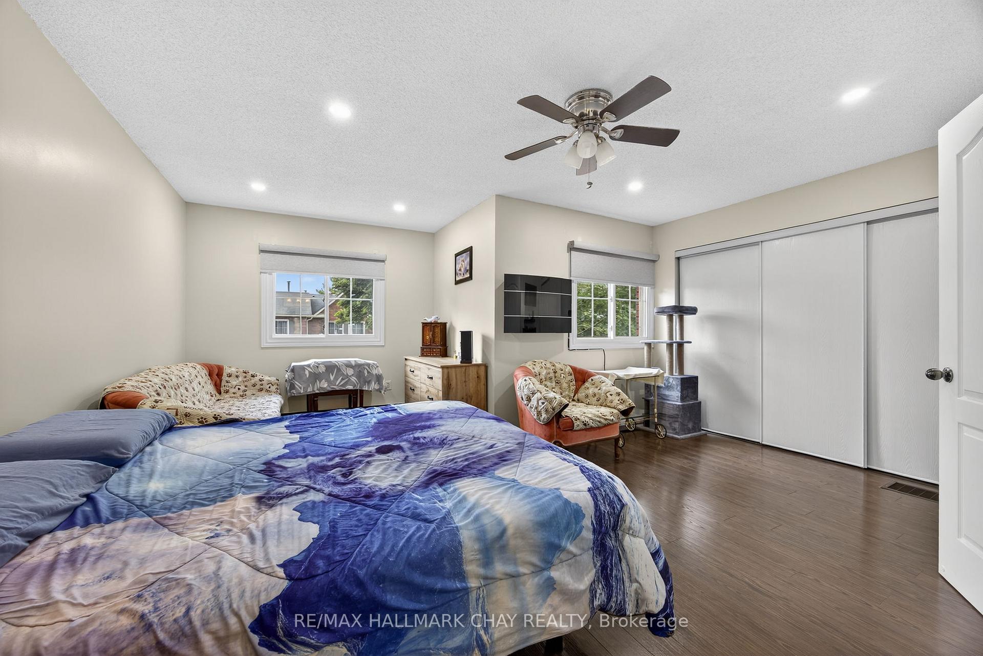 Photo 22 of Unit 22, 165 Kozlov Street, Barrie, West Bayfield — HOMEH