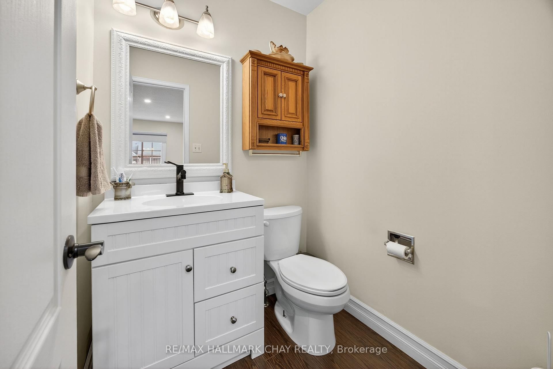 Photo 23 of Unit 22, 165 Kozlov Street, Barrie, West Bayfield — HOMEH
