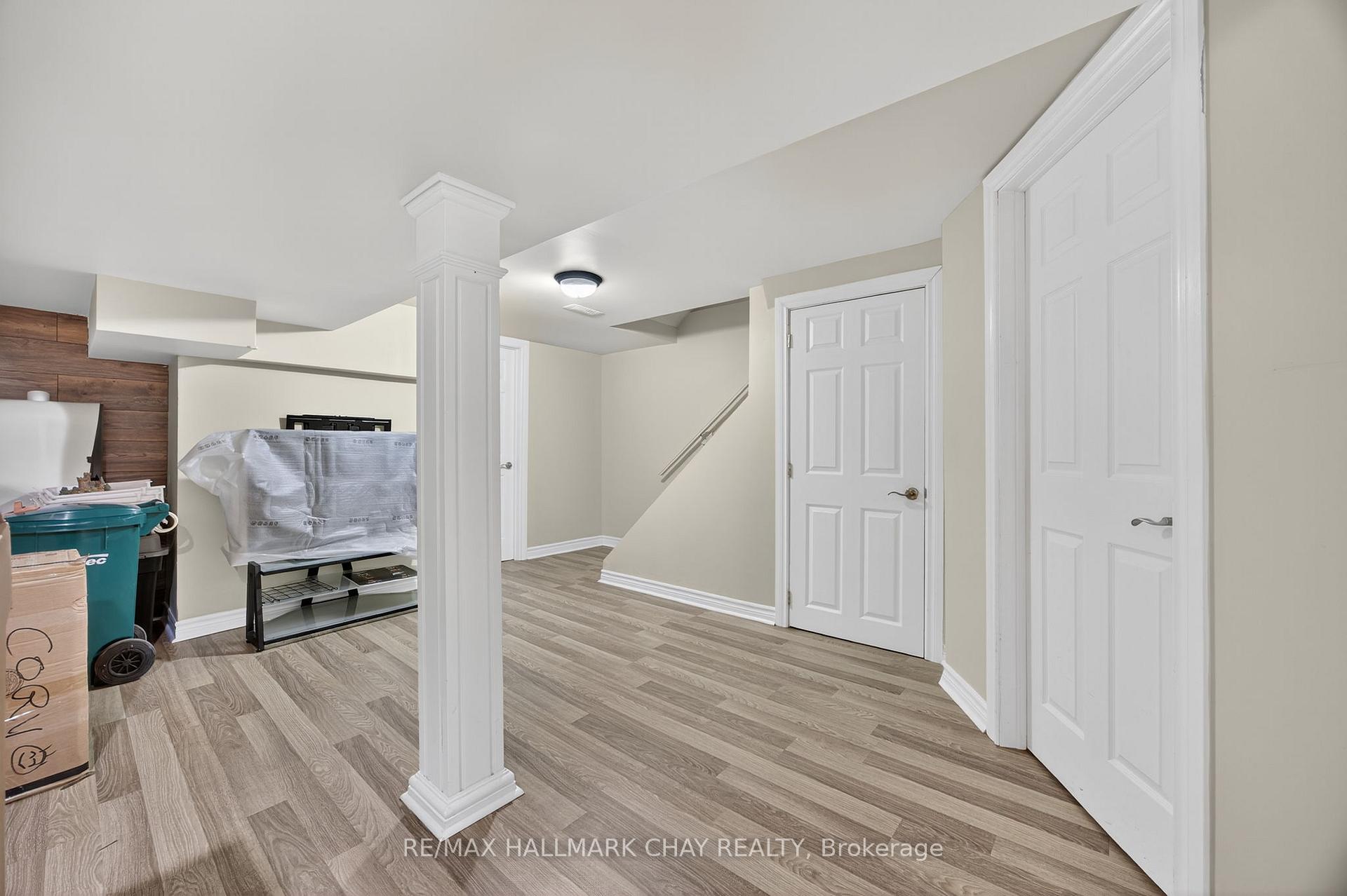 Photo 31 of Unit 22, 165 Kozlov Street, Barrie, West Bayfield — HOMEH