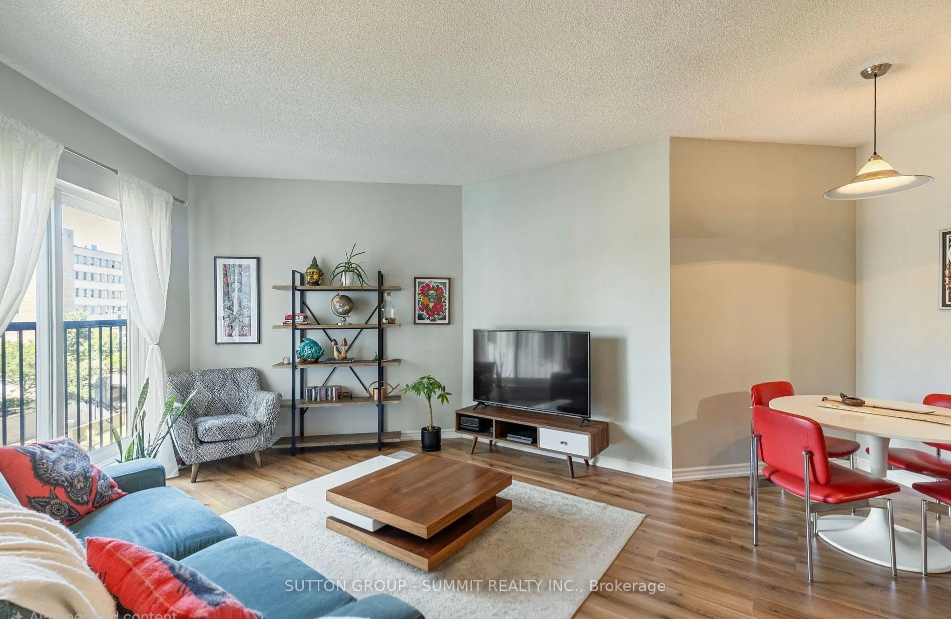 Photo 4 of Unit 411, 135 James Street S, Hamilton, Corktown — HOMEH
