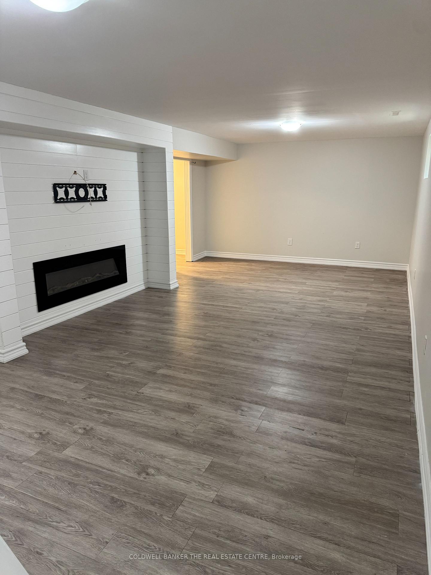 Photo 1 of 22 Roser Crescent, Clarington, Bowmanville — HOMEH