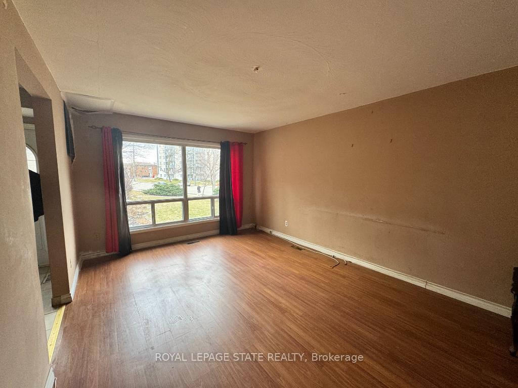 Photo 7 of Unit 10, 914 Mohawk Road E, Hamilton, Lisgar — HOMEH