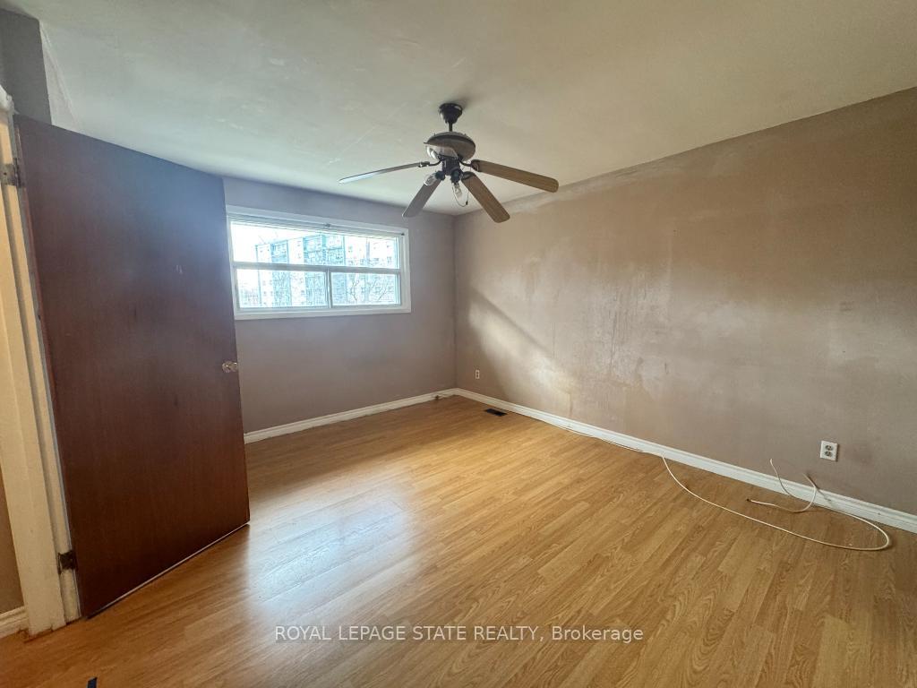 Photo 10 of Unit 10, 914 Mohawk Road E, Hamilton, Lisgar — HOMEH
