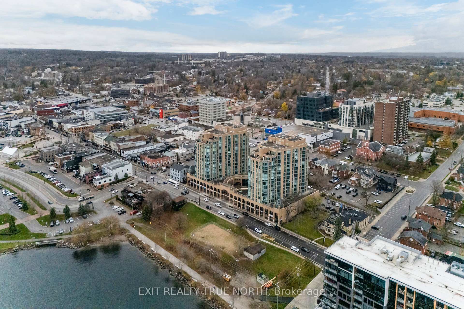 Photo 3 of Unit 1502, 140 Dunlop Street E, Barrie, City Centre — HOMEH