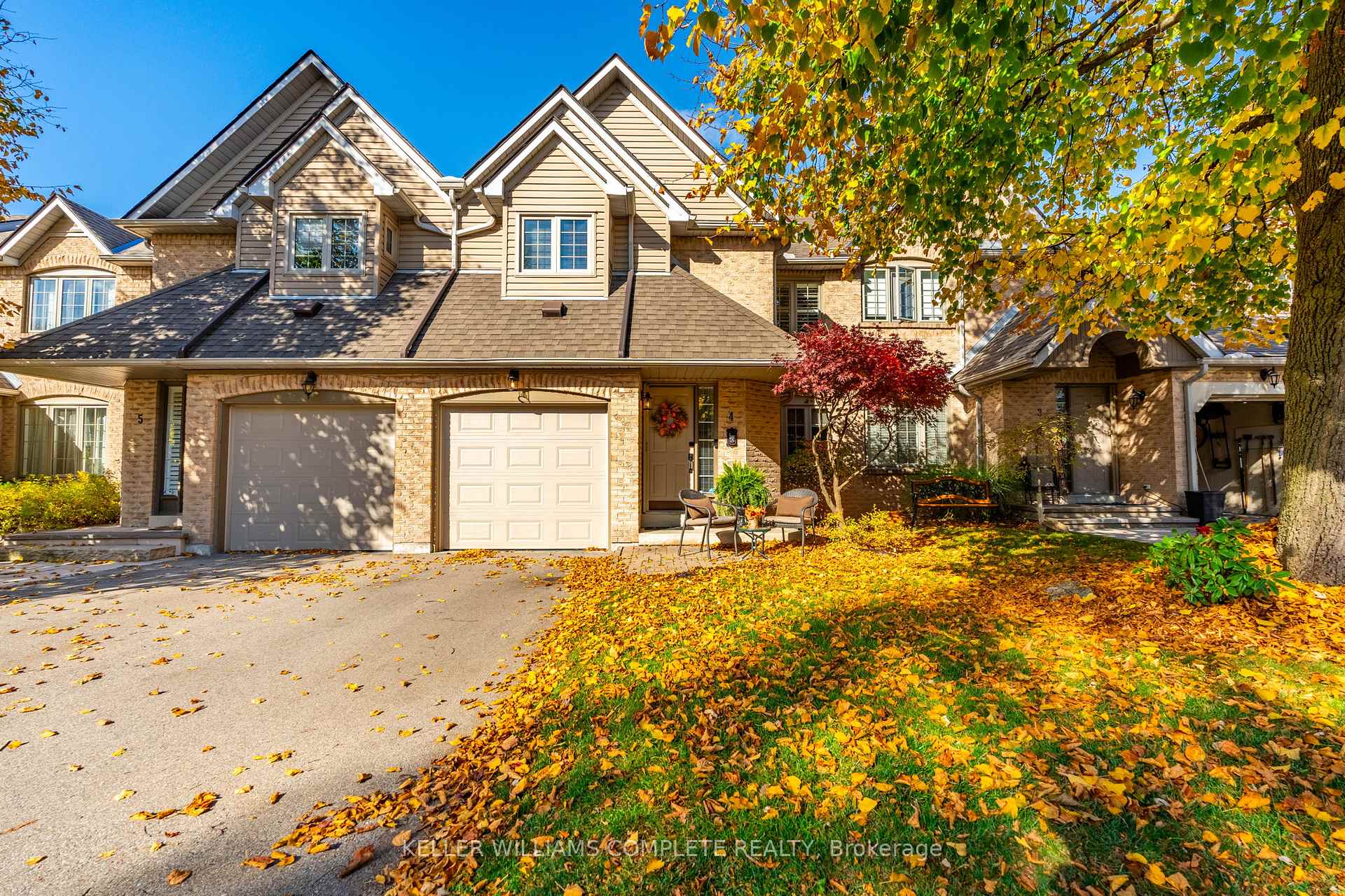 Photo 1 of Unit 4, 286 Hamilton Drive, Hamilton, Ancaster — HOMEH