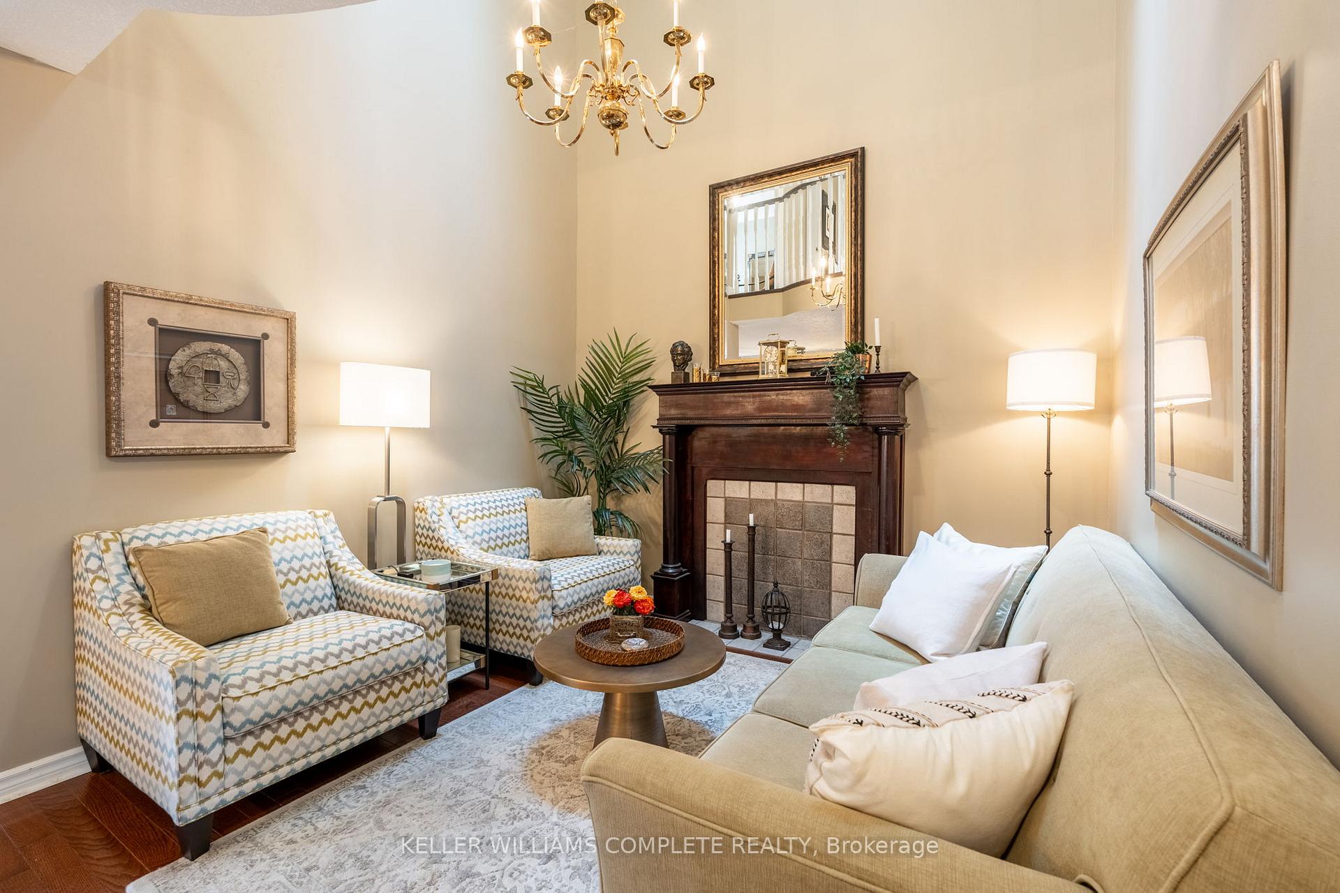 Photo 7 of Unit 4, 286 Hamilton Drive, Hamilton, Ancaster — HOMEH
