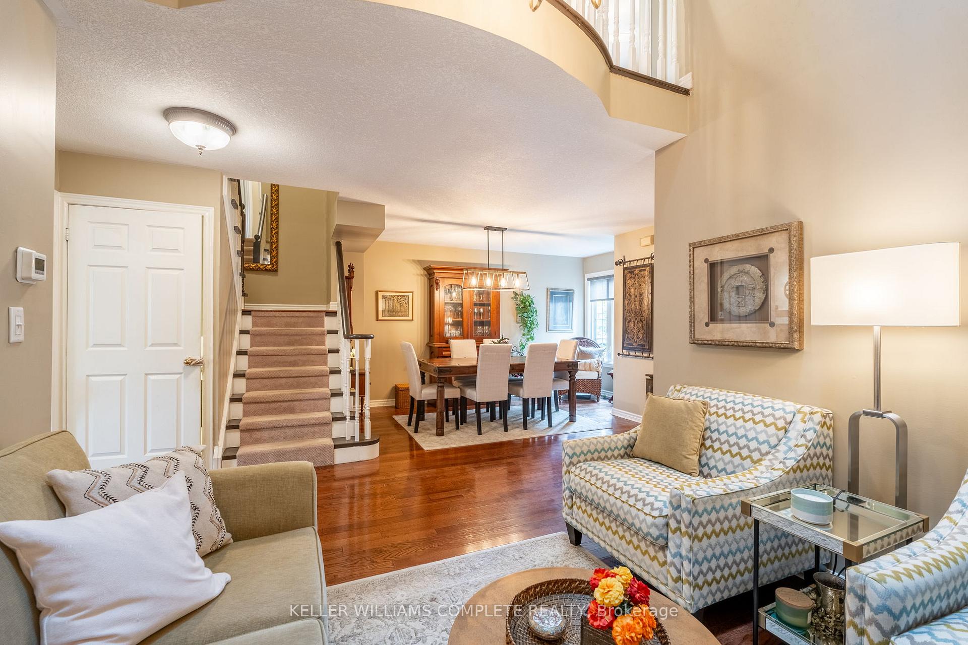 Photo 8 of Unit 4, 286 Hamilton Drive, Hamilton, Ancaster — HOMEH
