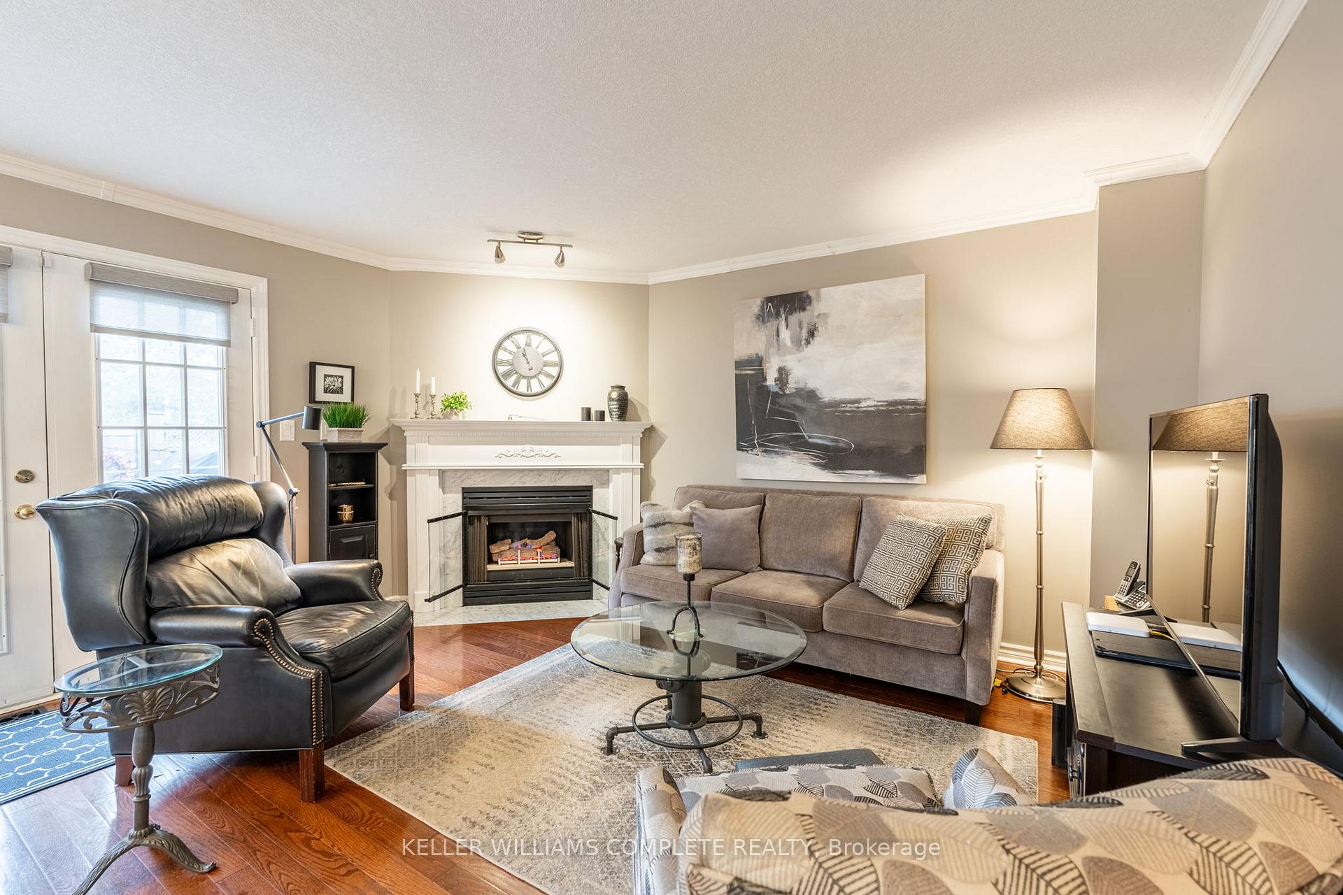 Photo 12 of Unit 4, 286 Hamilton Drive, Hamilton, Ancaster — HOMEH