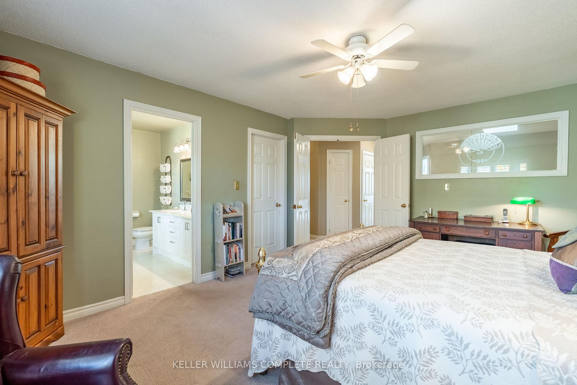 Photo 16 of Unit 4, 286 Hamilton Drive, Hamilton, Ancaster — HOMEH