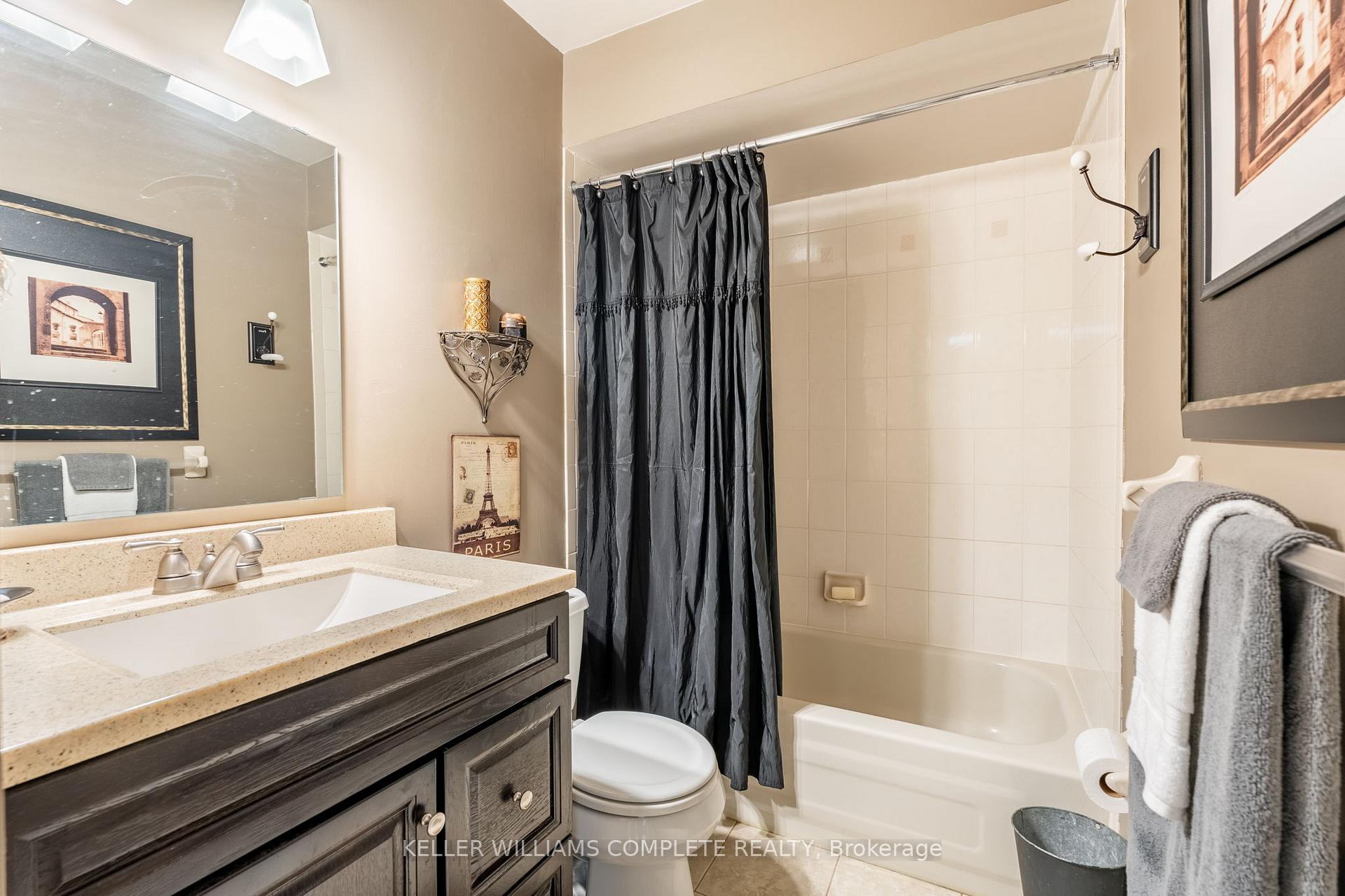Photo 23 of Unit 4, 286 Hamilton Drive, Hamilton, Ancaster — HOMEH