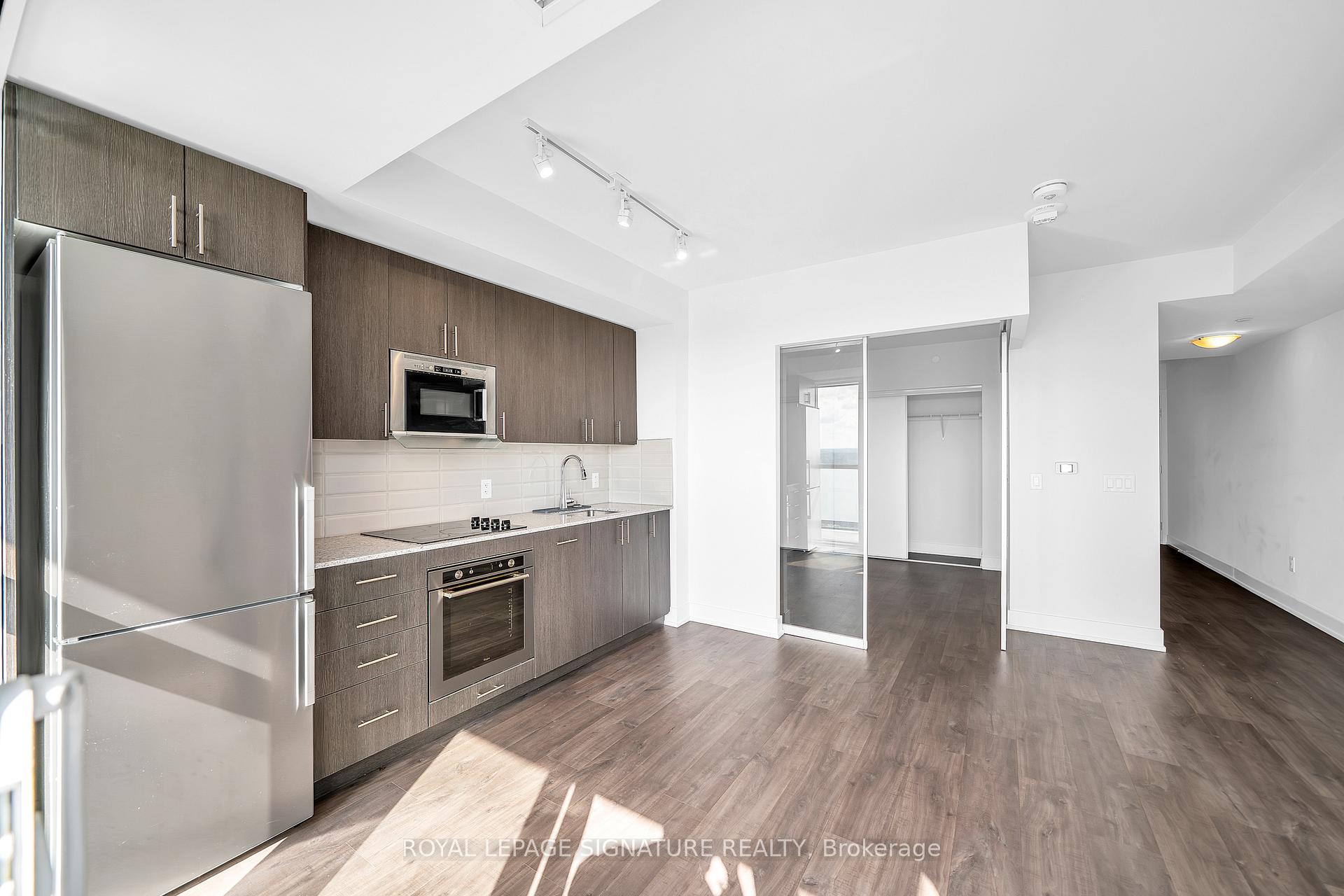 Photo 4 of Unit 2020, 2550 Simcoe Street, Oshawa, Windfields — HOMEH