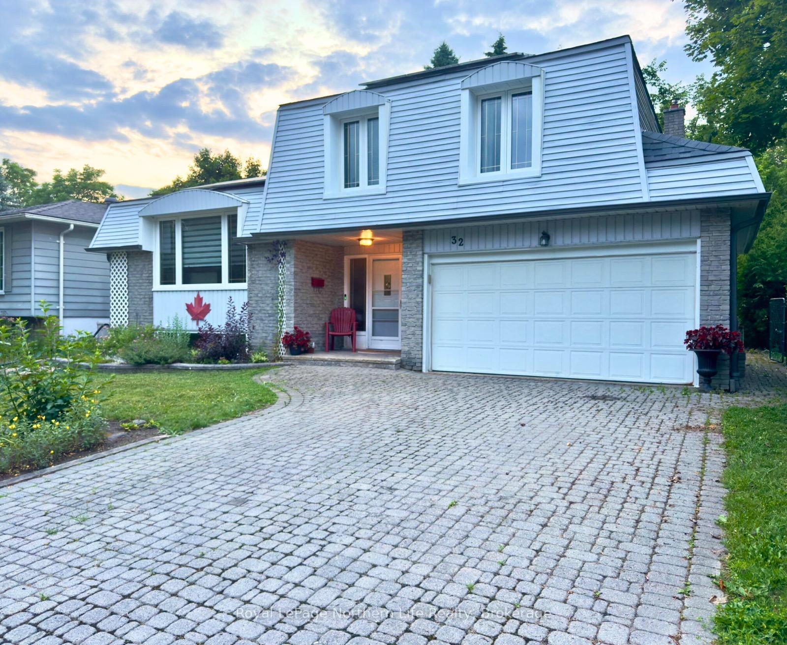 Photo 1 of 32 Indian Arrow Road, Barrie, North Shore — HOMEH
