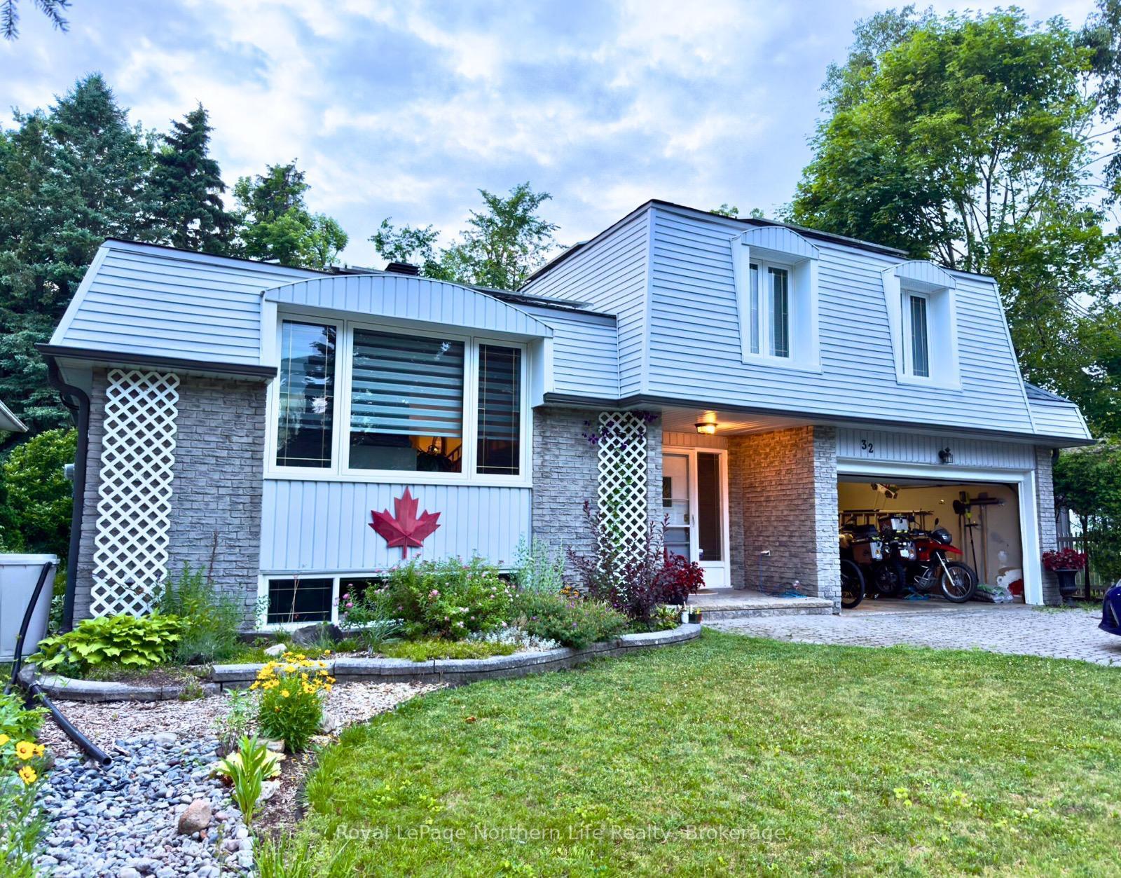 Photo 2 of 32 Indian Arrow Road, Barrie, North Shore — HOMEH
