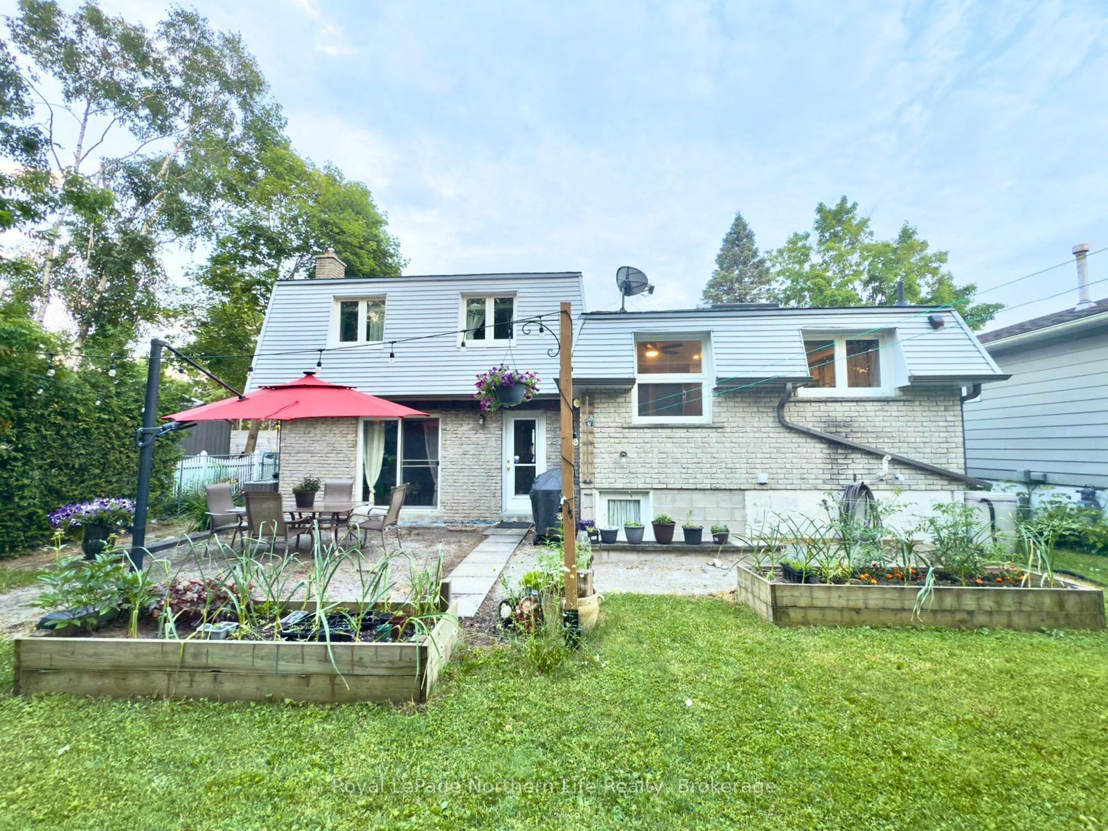 Photo 42 of 32 Indian Arrow Road, Barrie, North Shore — HOMEH