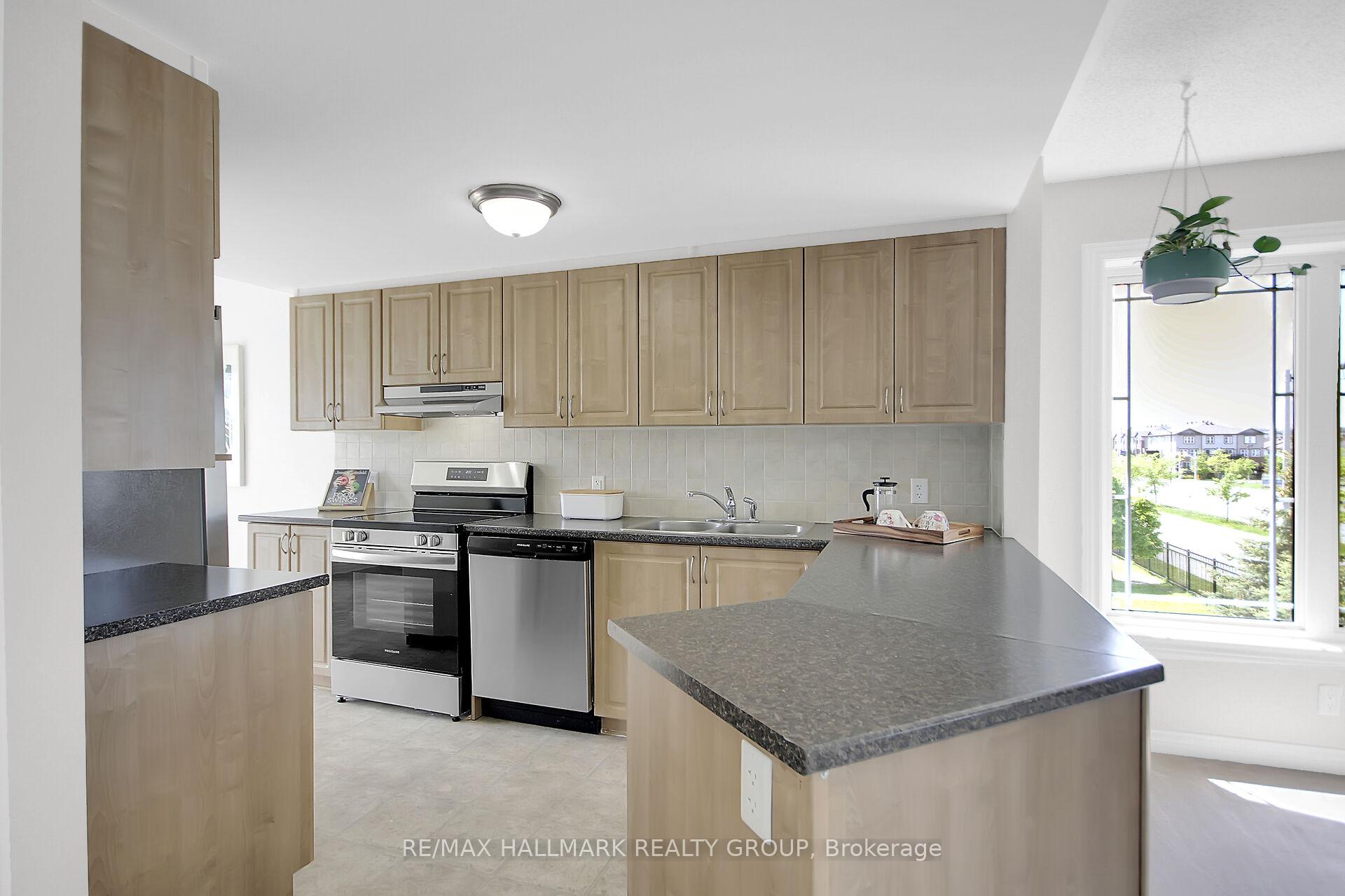 Photo 16 of Unit 60, 674B Chapman Mills Drive, Ottawa, Barrhaven - Strandherd — HOMEH