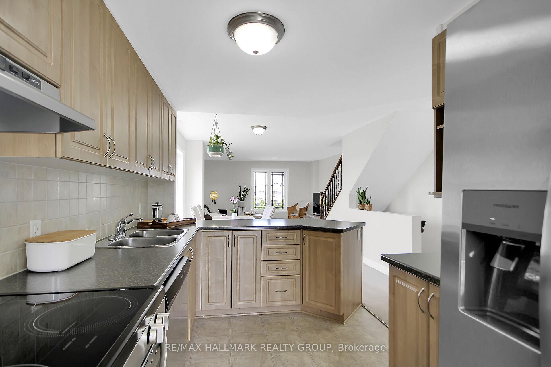 Photo 28 of Unit 60, 674B Chapman Mills Drive, Ottawa, Barrhaven - Strandherd — HOMEH