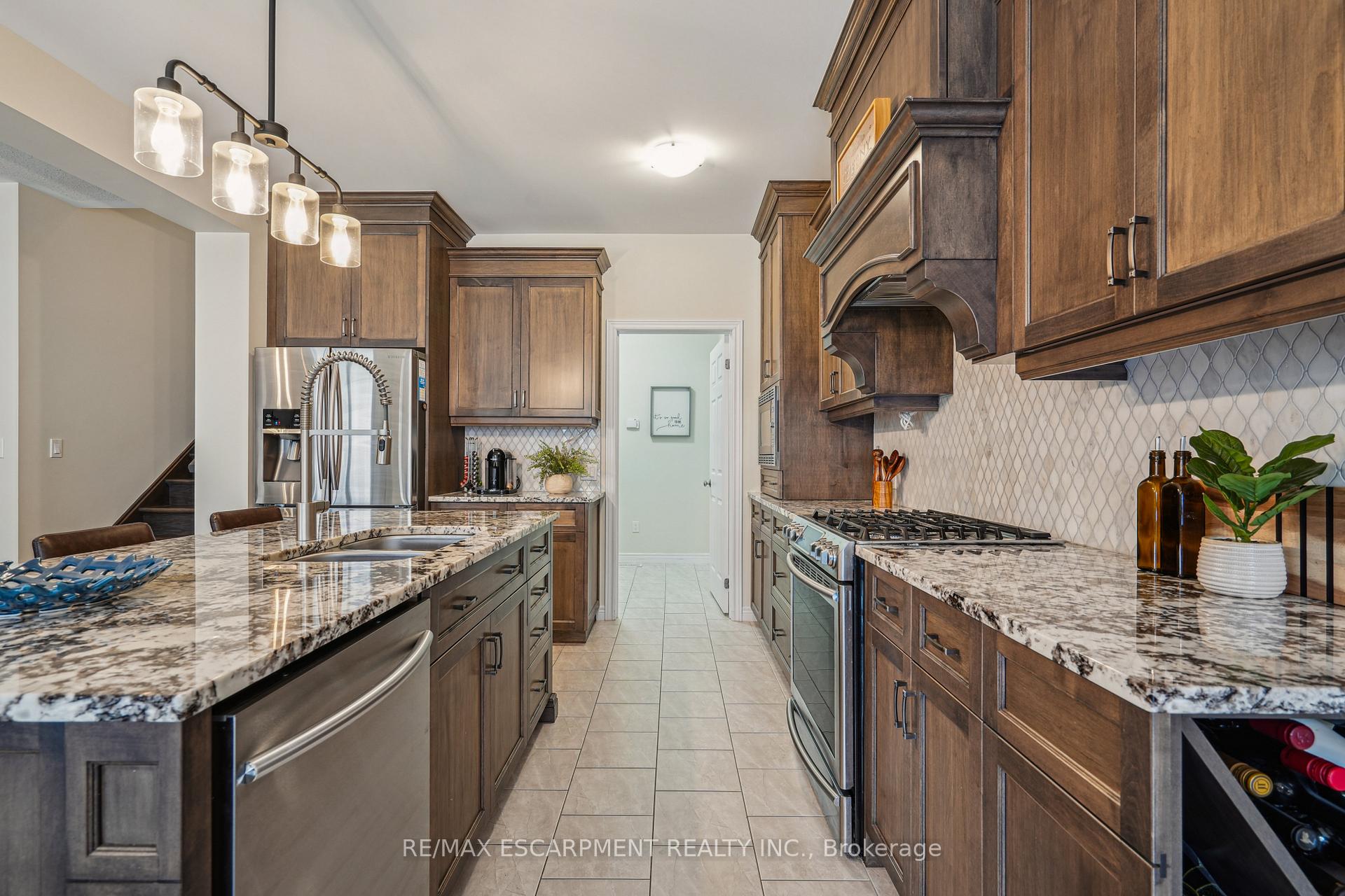 Photo 16 of 41 Hickory Drive, Guelph/Eramosa, Rockwood — HOMEH