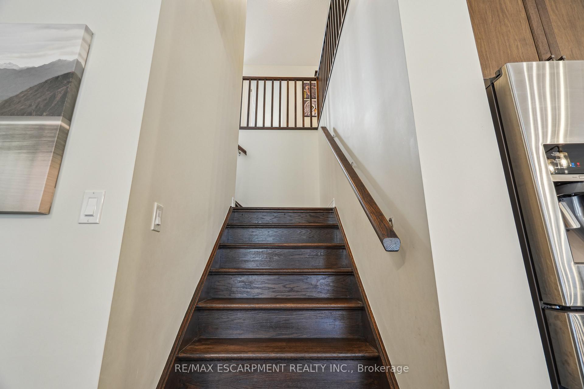 Photo 22 of 41 Hickory Drive, Guelph/Eramosa, Rockwood — HOMEH