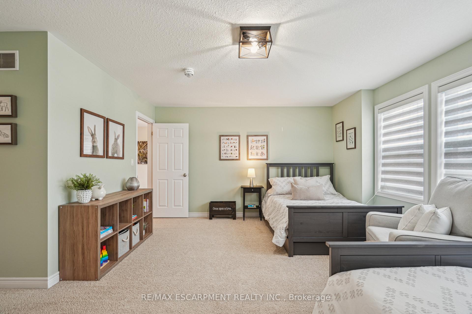Photo 27 of 41 Hickory Drive, Guelph/Eramosa, Rockwood — HOMEH