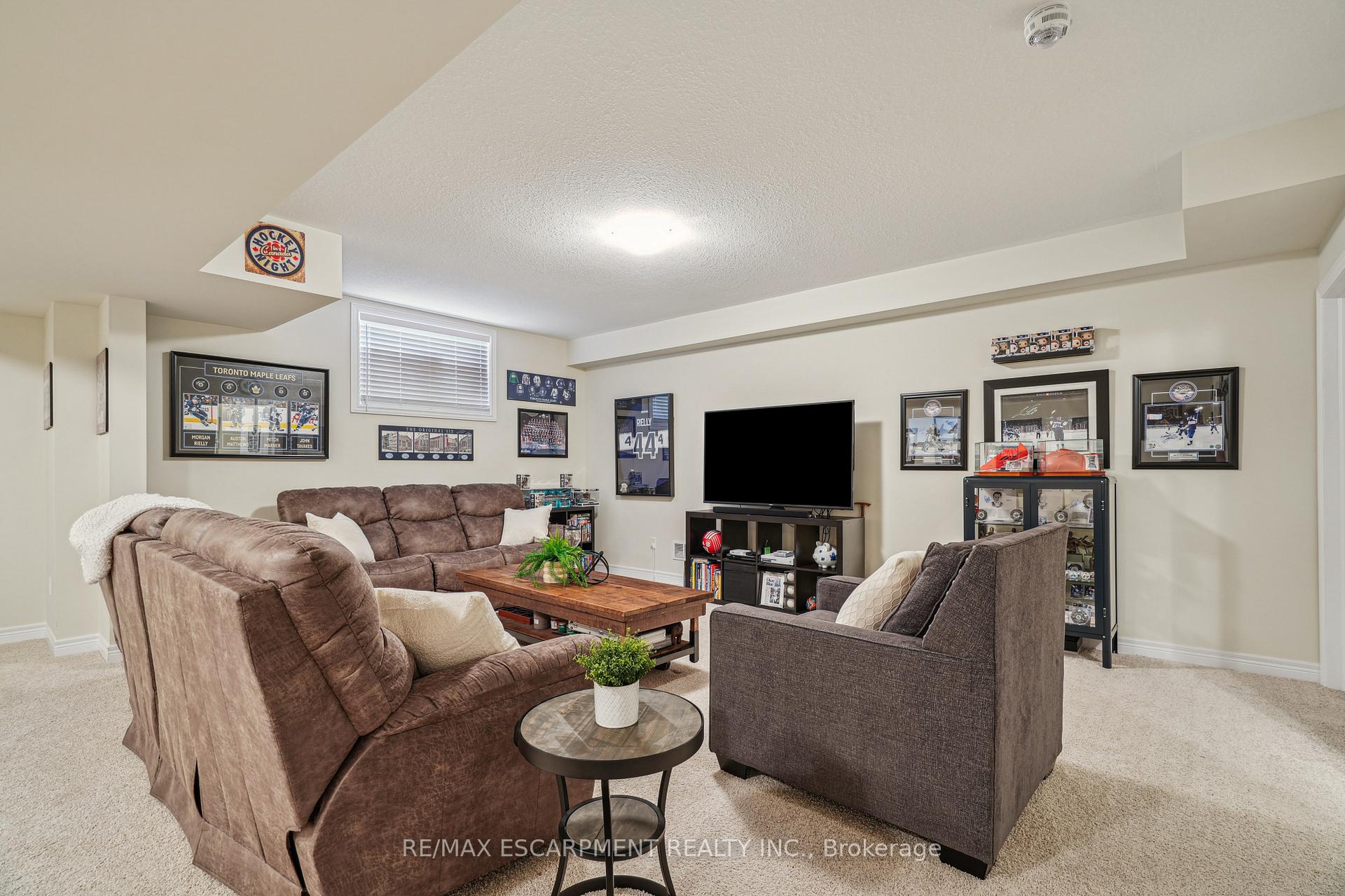 Photo 37 of 41 Hickory Drive, Guelph/Eramosa, Rockwood — HOMEH