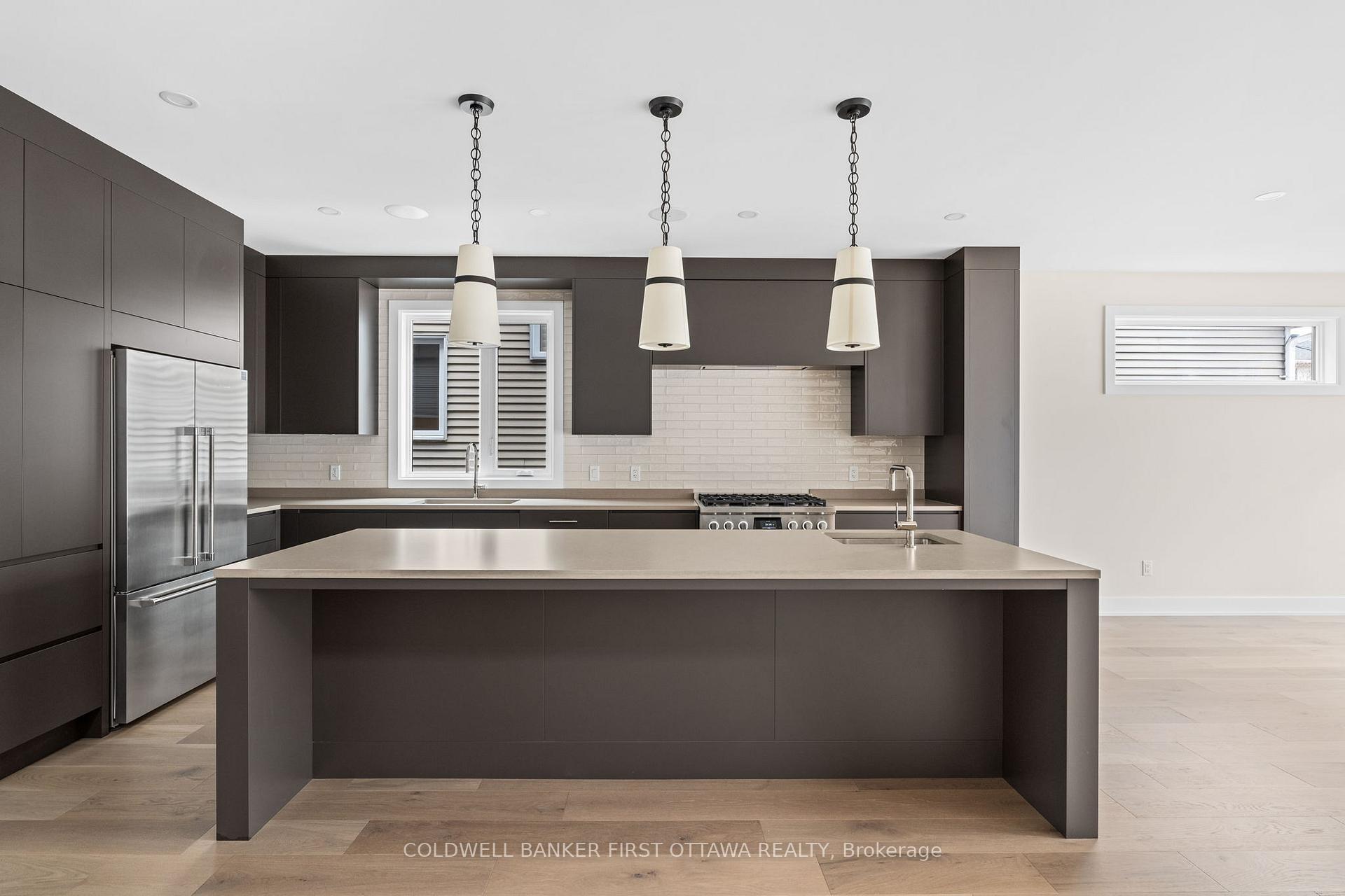 Photo 7 of 507 Edison Avenue, Ottawa, McKellar/Highland — HOMEH